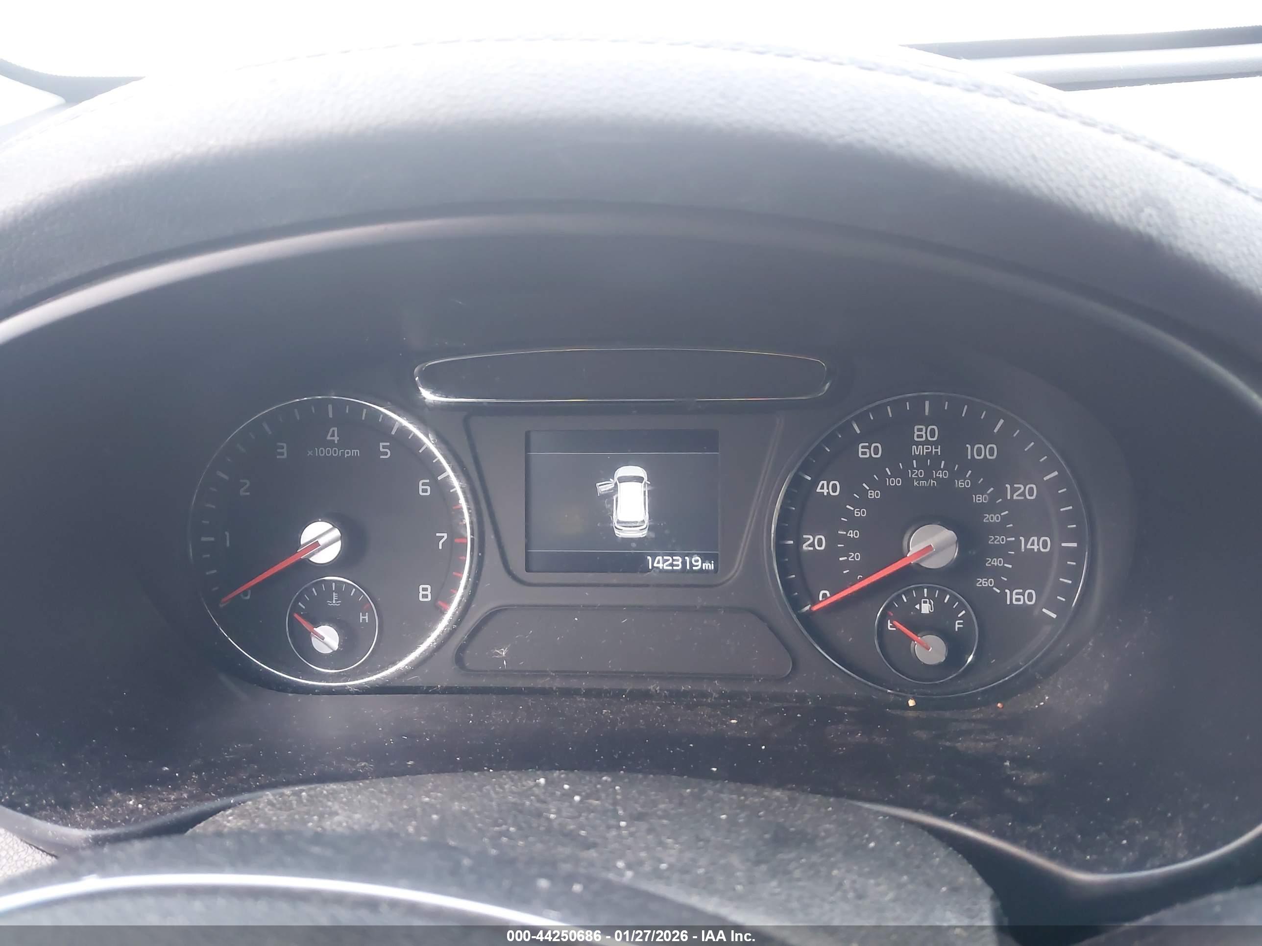 KIA SORENTO image 7