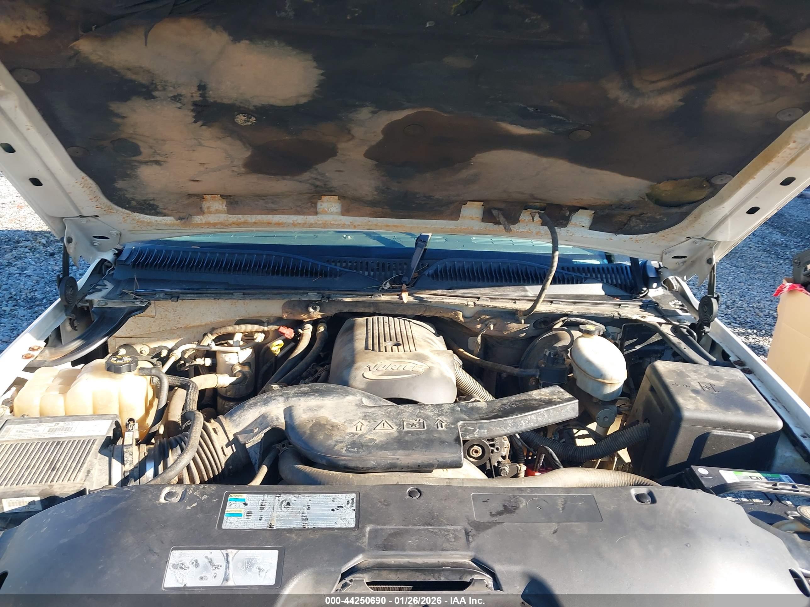 CHEVROLET SUBURBAN image 10