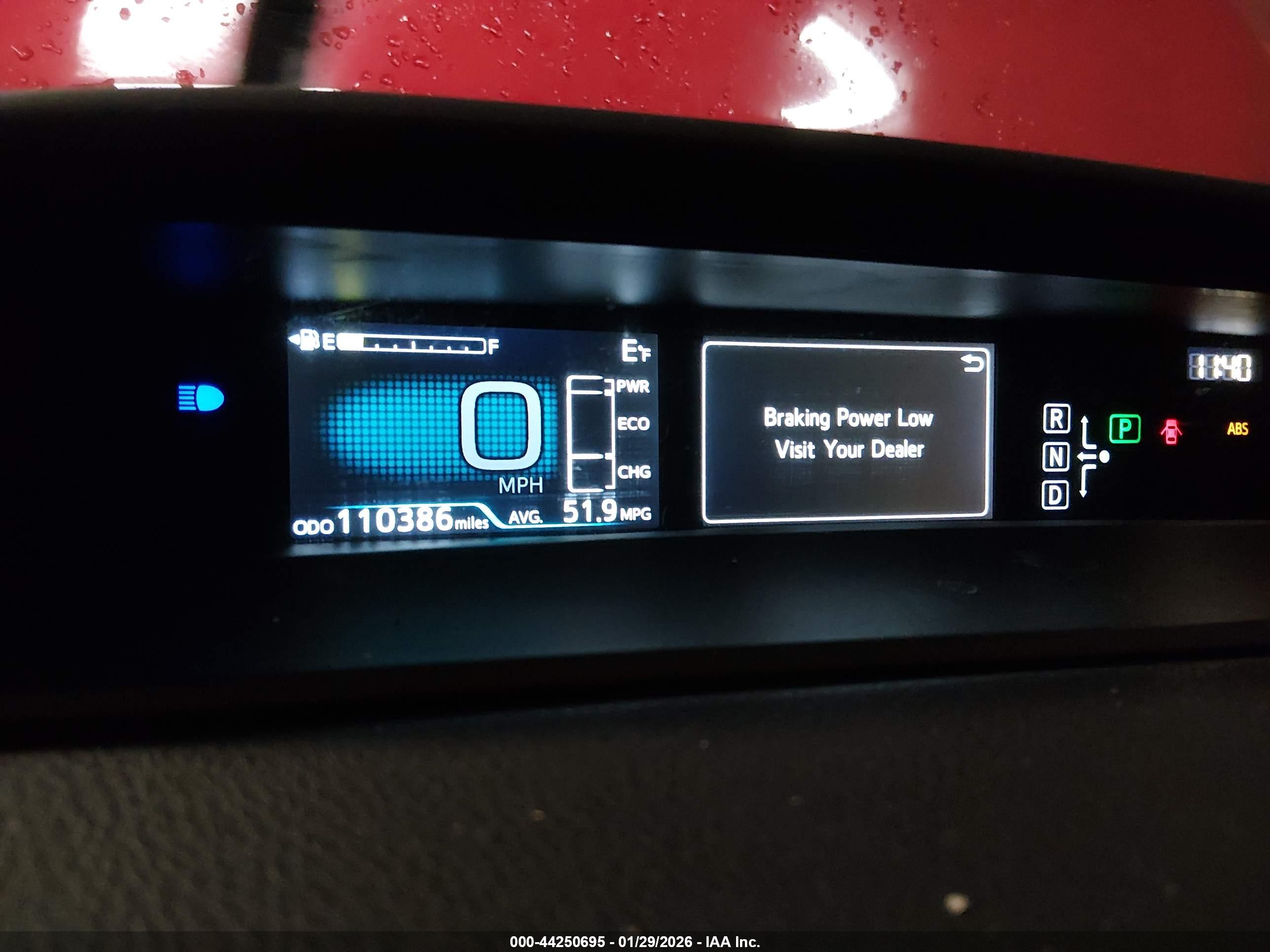 TOYOTA PRIUS image 7