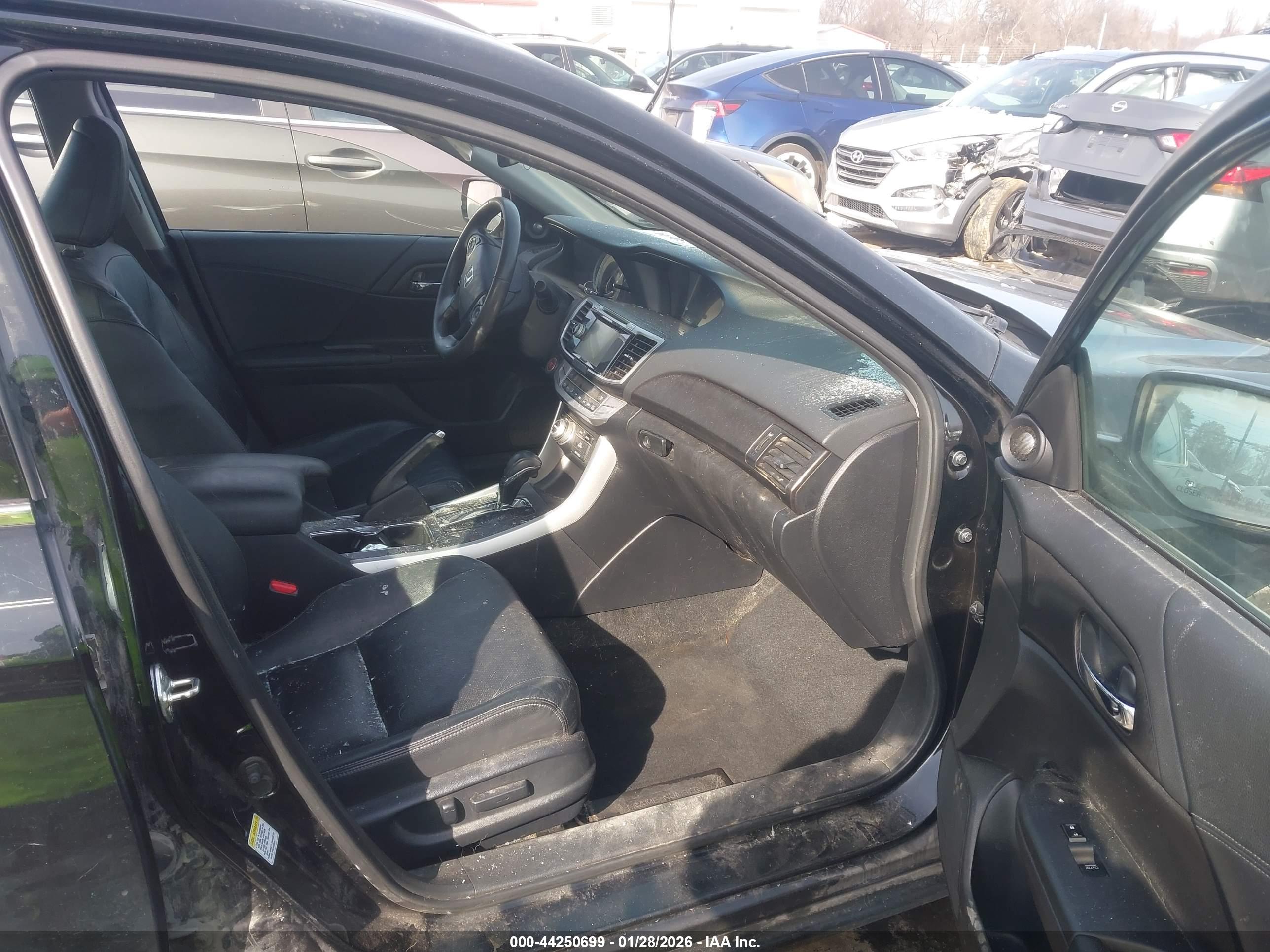HONDA ACCORD image 5