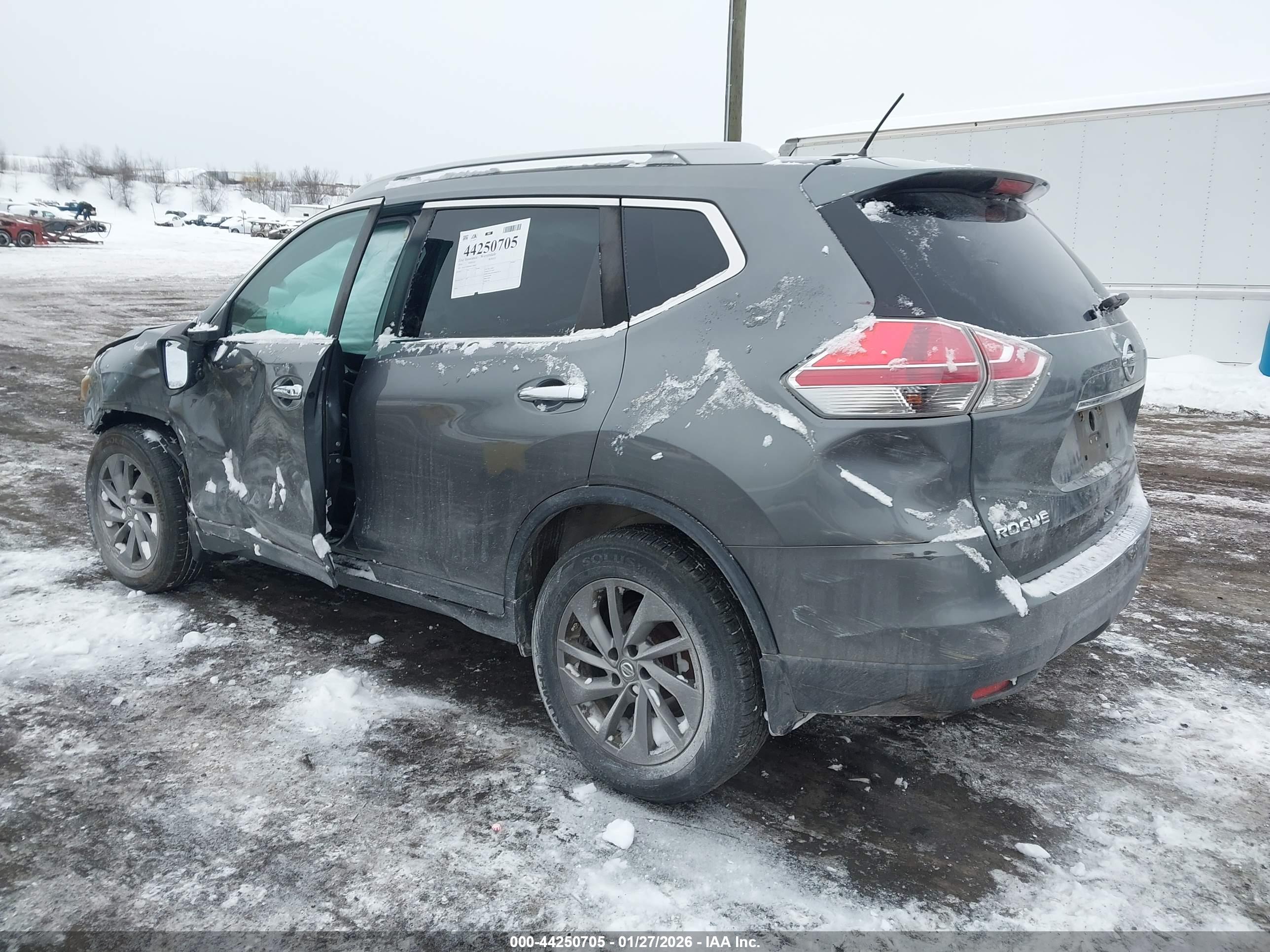 NISSAN ROGUE image 3