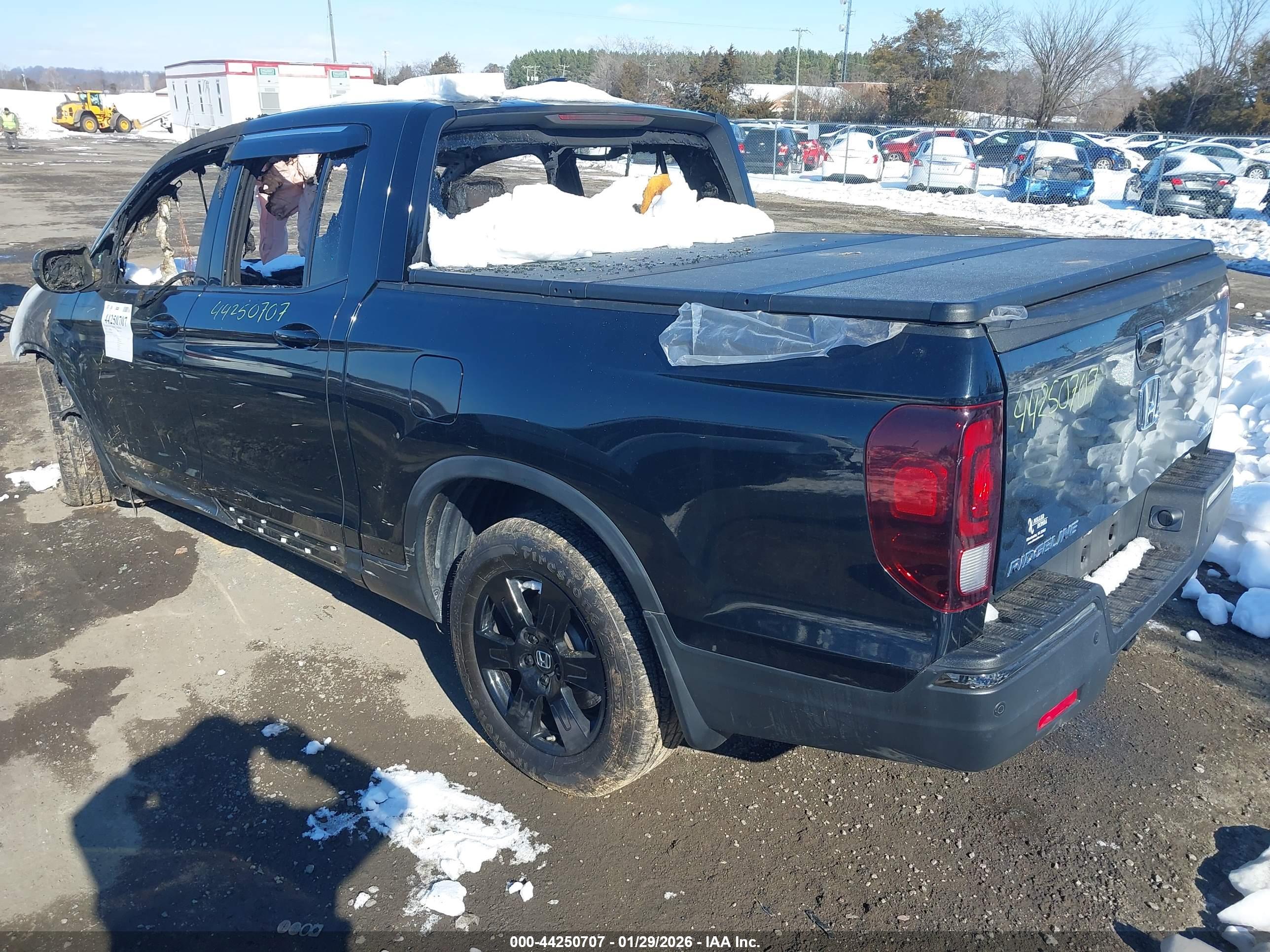HONDA RIDGELINE image 3