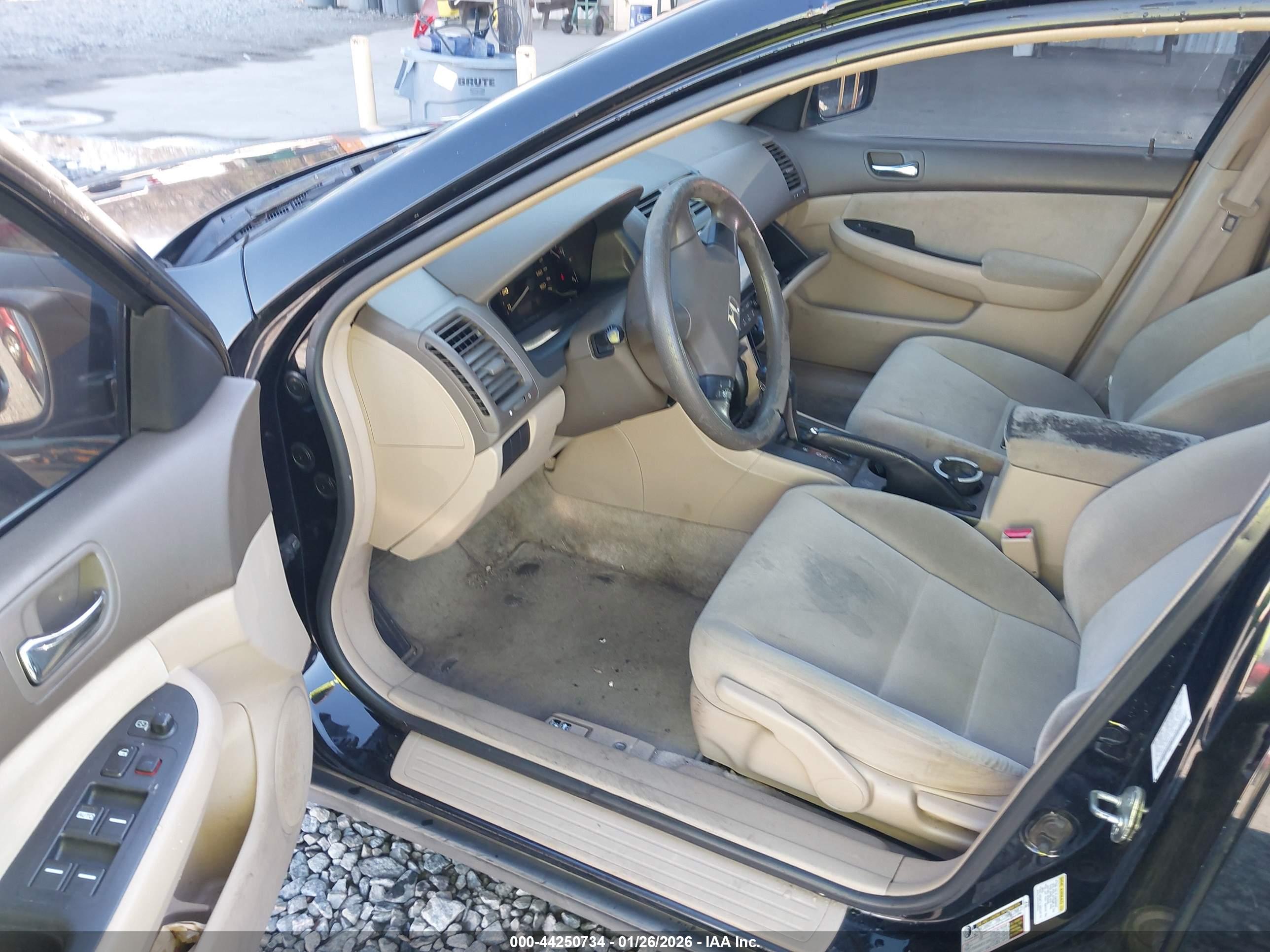 HONDA ACCORD image 5
