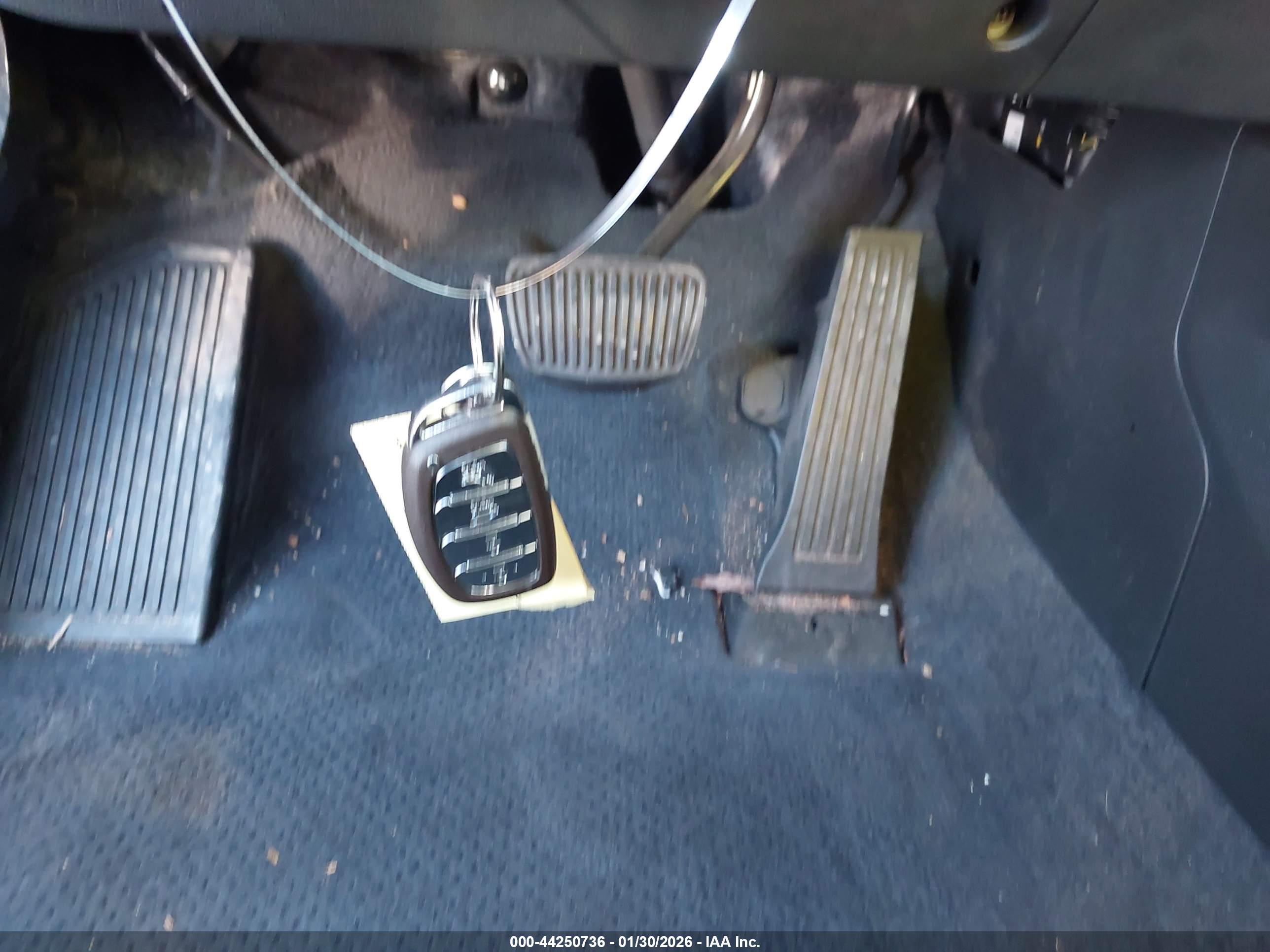 HYUNDAI TUCSON image 11