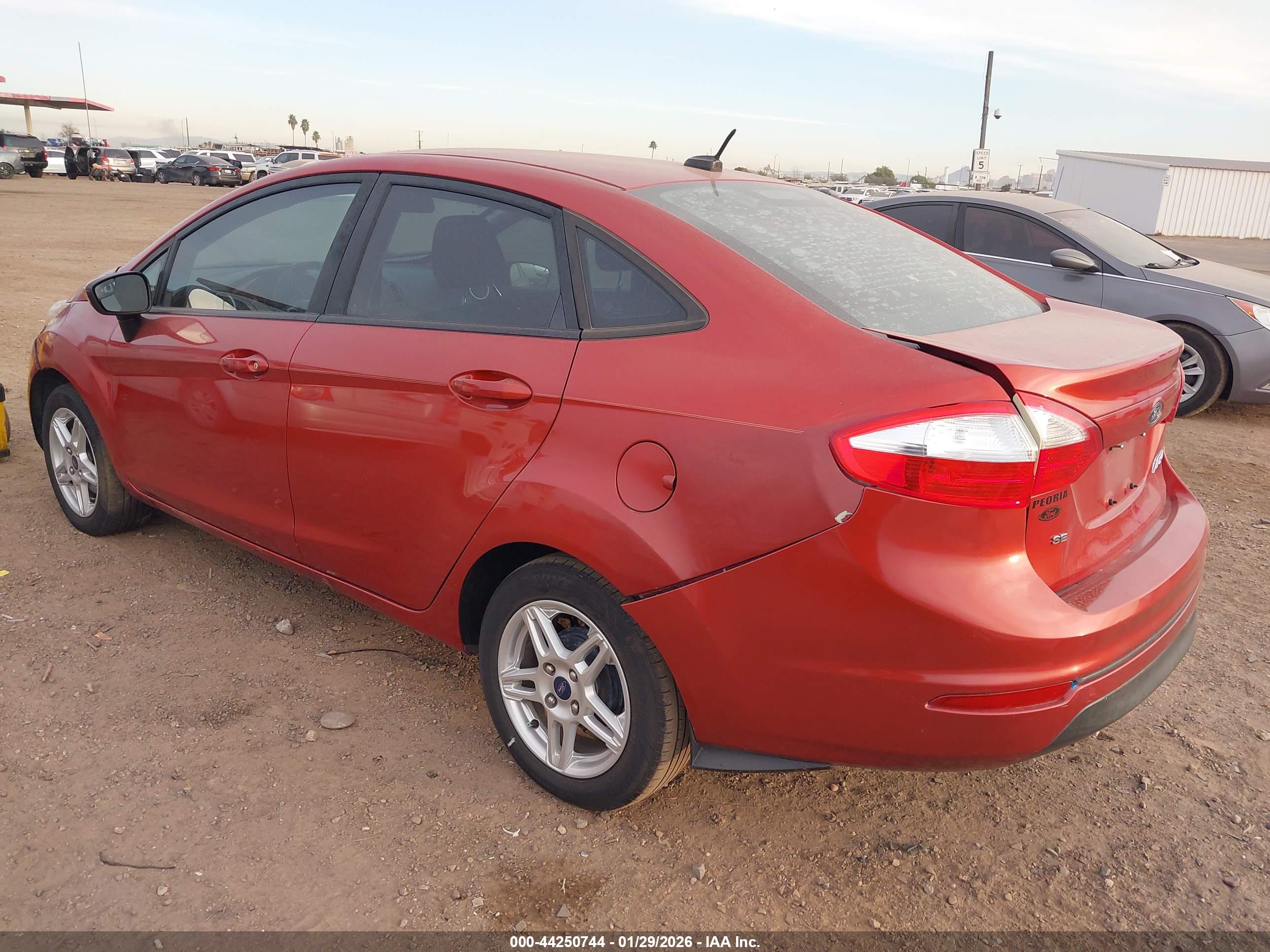 FORD FIESTA image 3