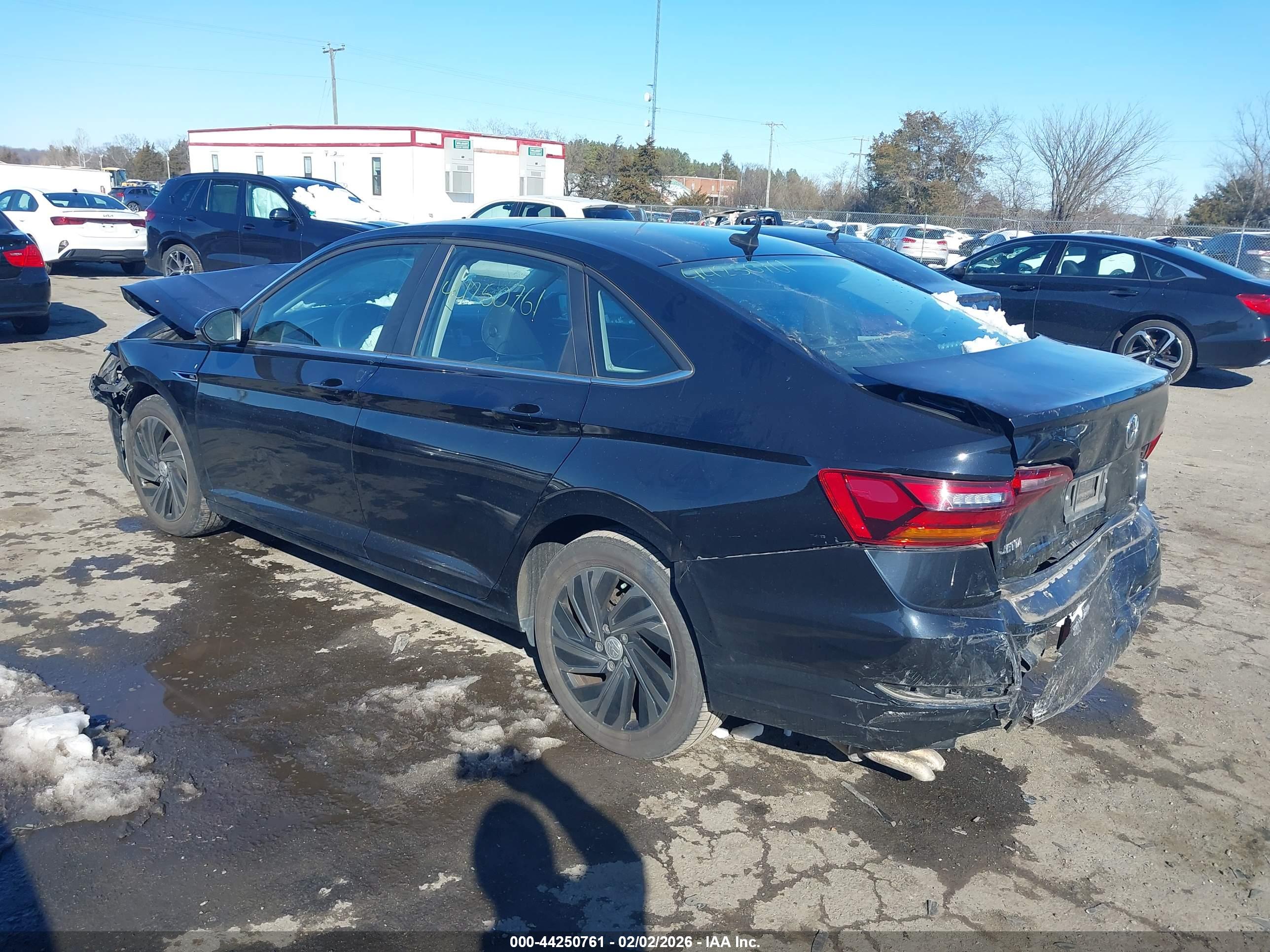 VOLKSWAGEN JETTA image 3