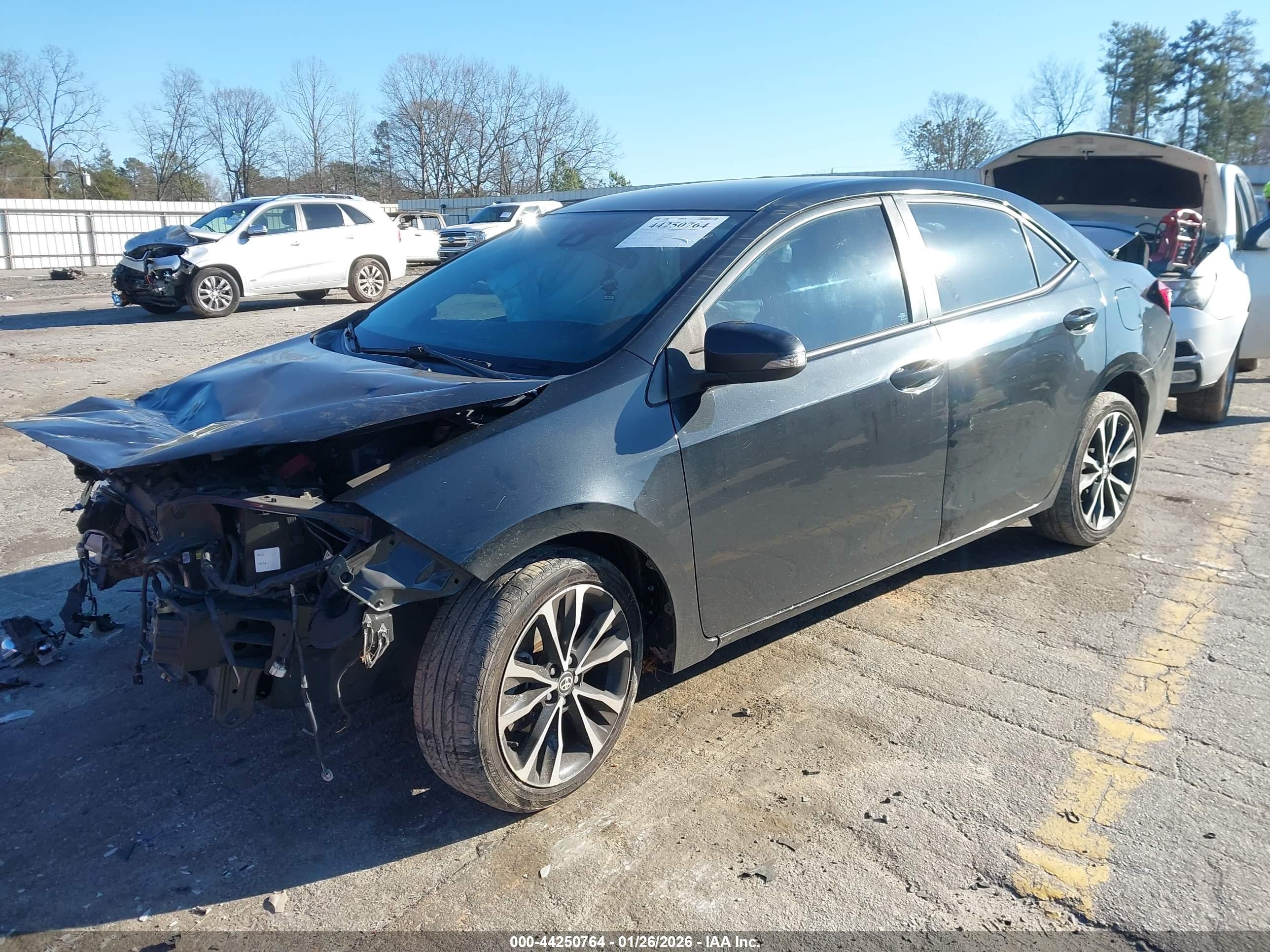 TOYOTA COROLLA image 2
