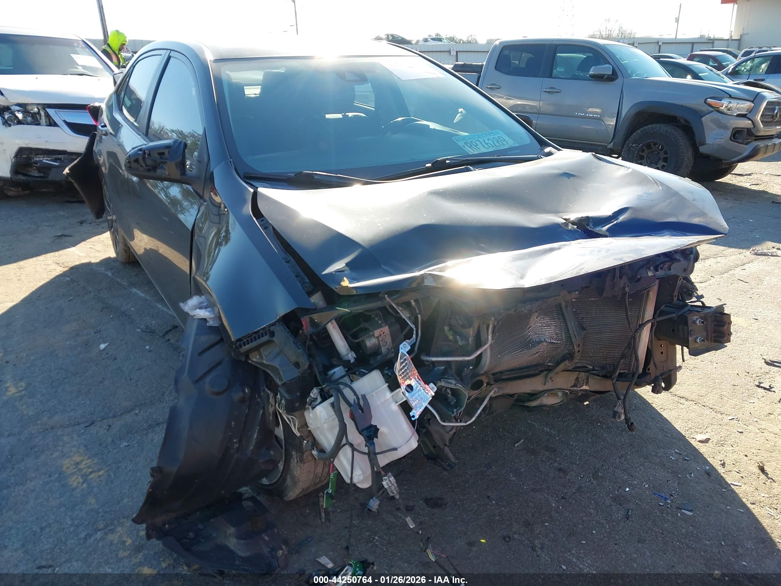 TOYOTA COROLLA image 6