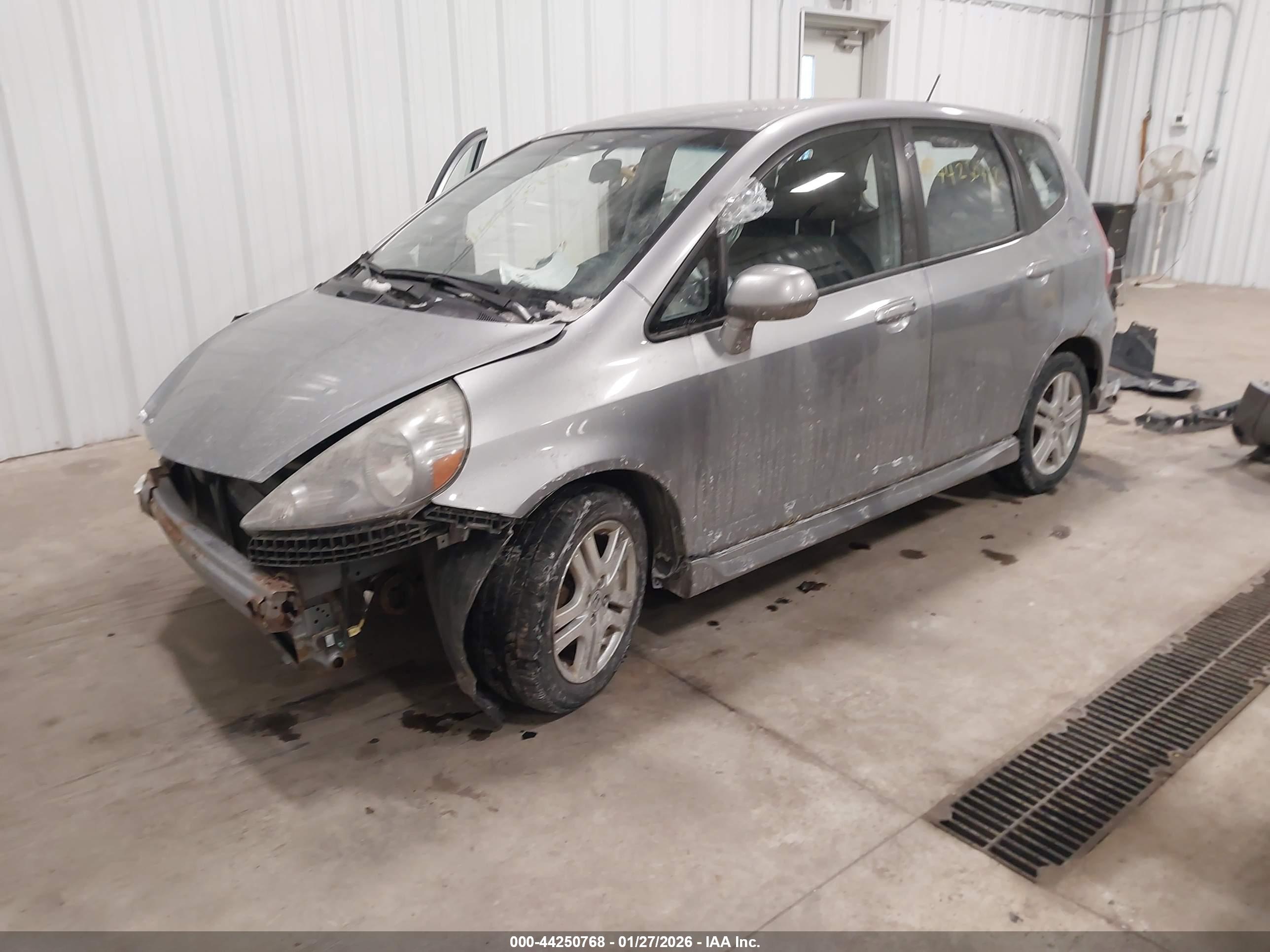 HONDA FIT image 2