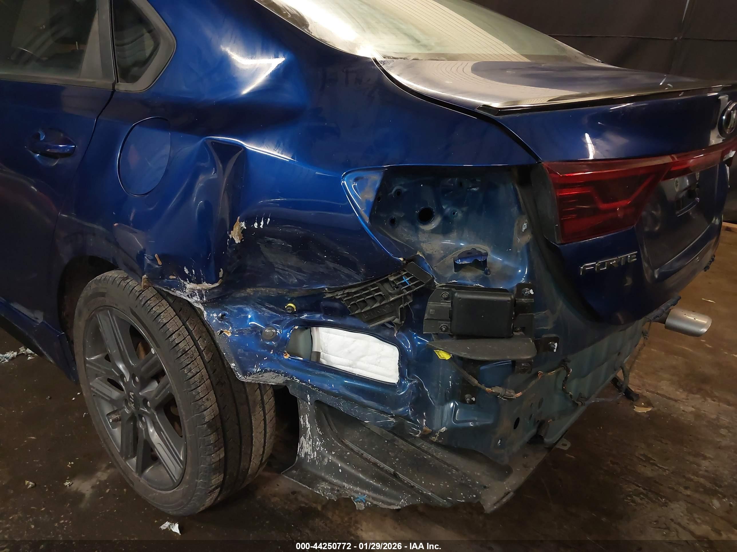 KIA FORTE image 6