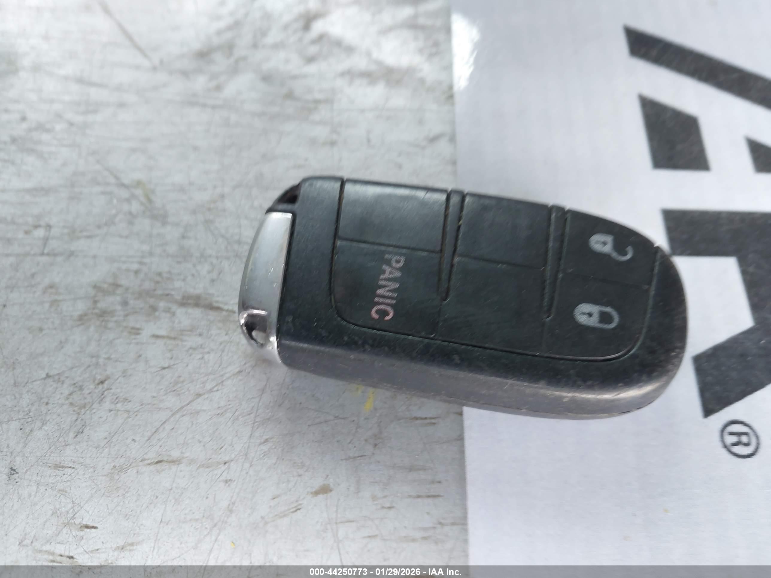 JEEP GRAND image 11