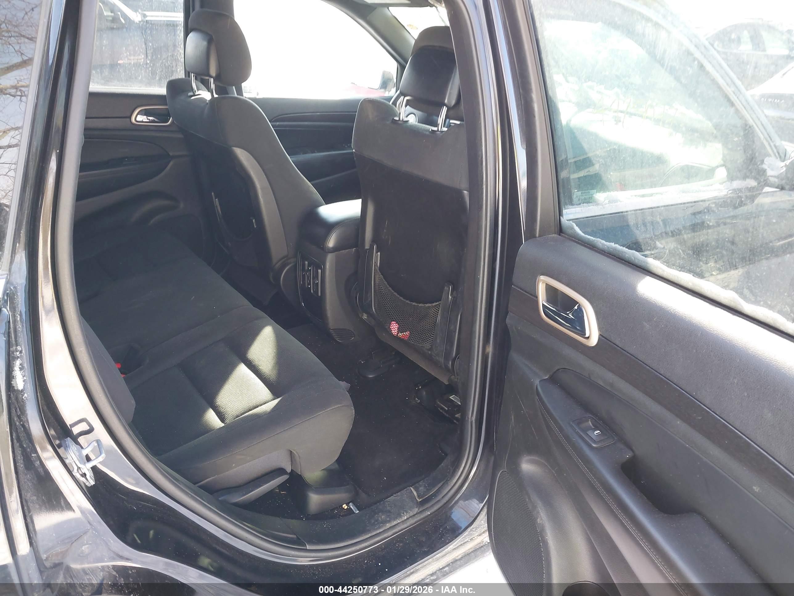 JEEP GRAND image 8