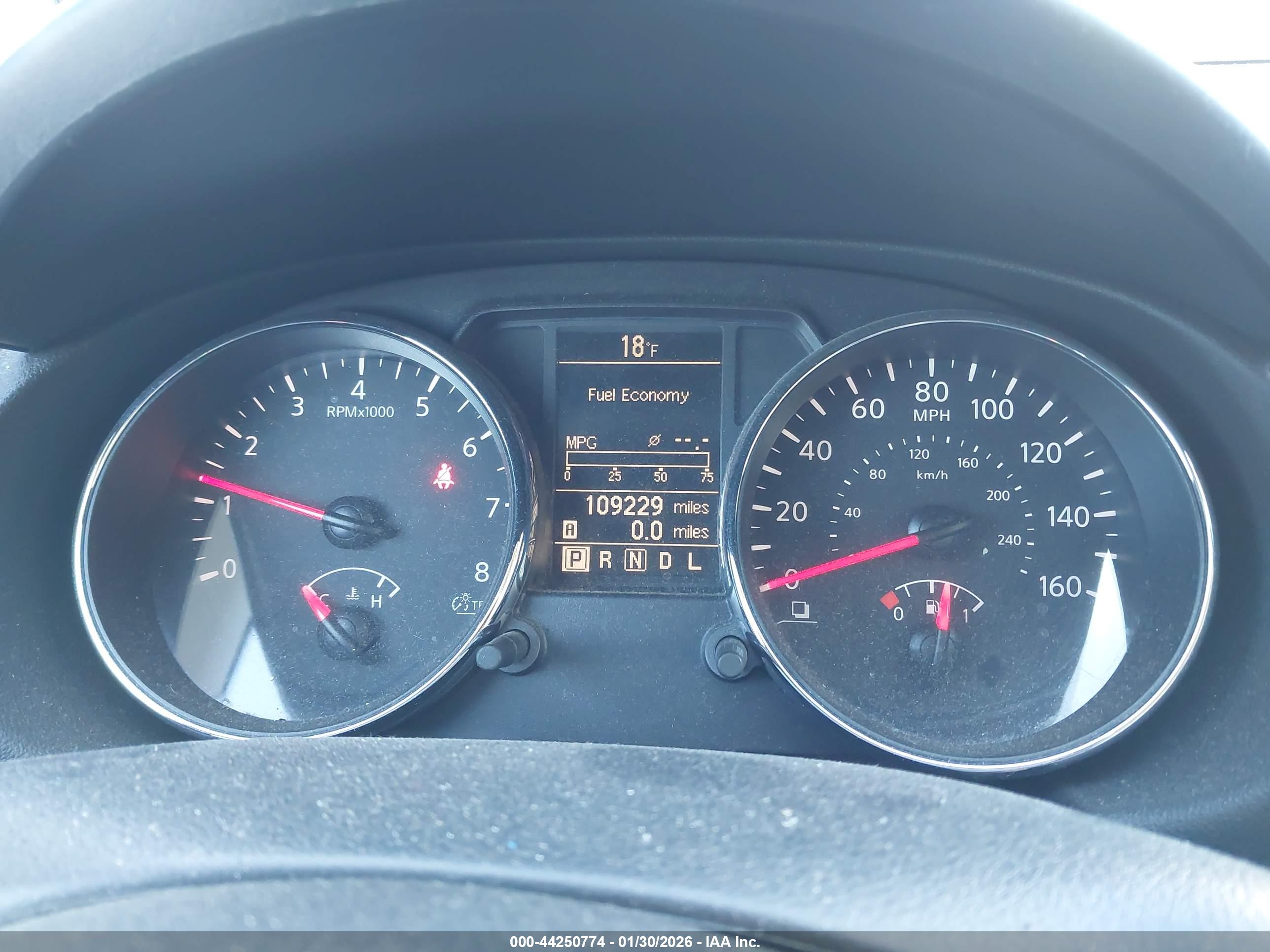 NISSAN ROGUE image 7