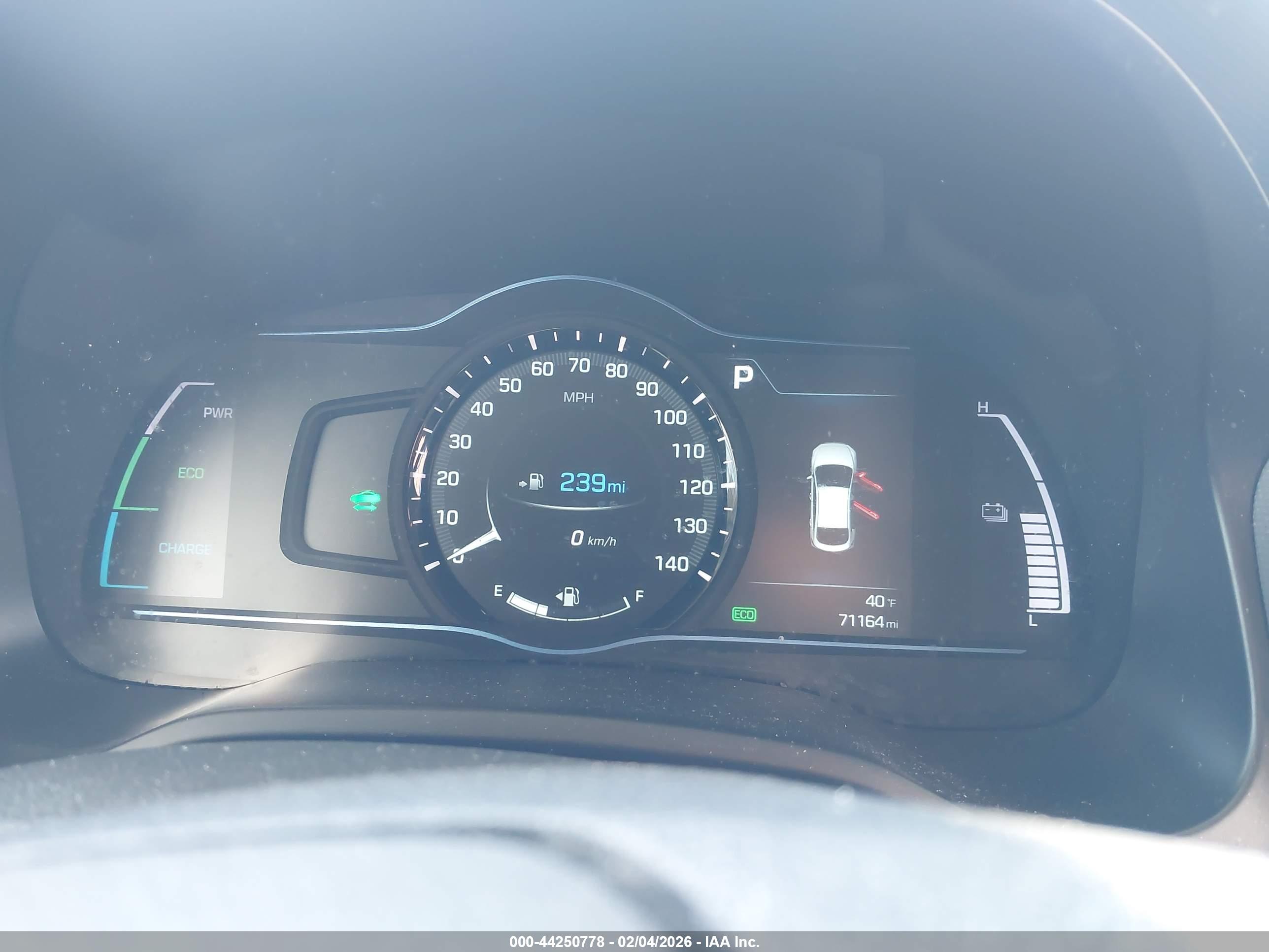 HYUNDAI IONIQ image 7