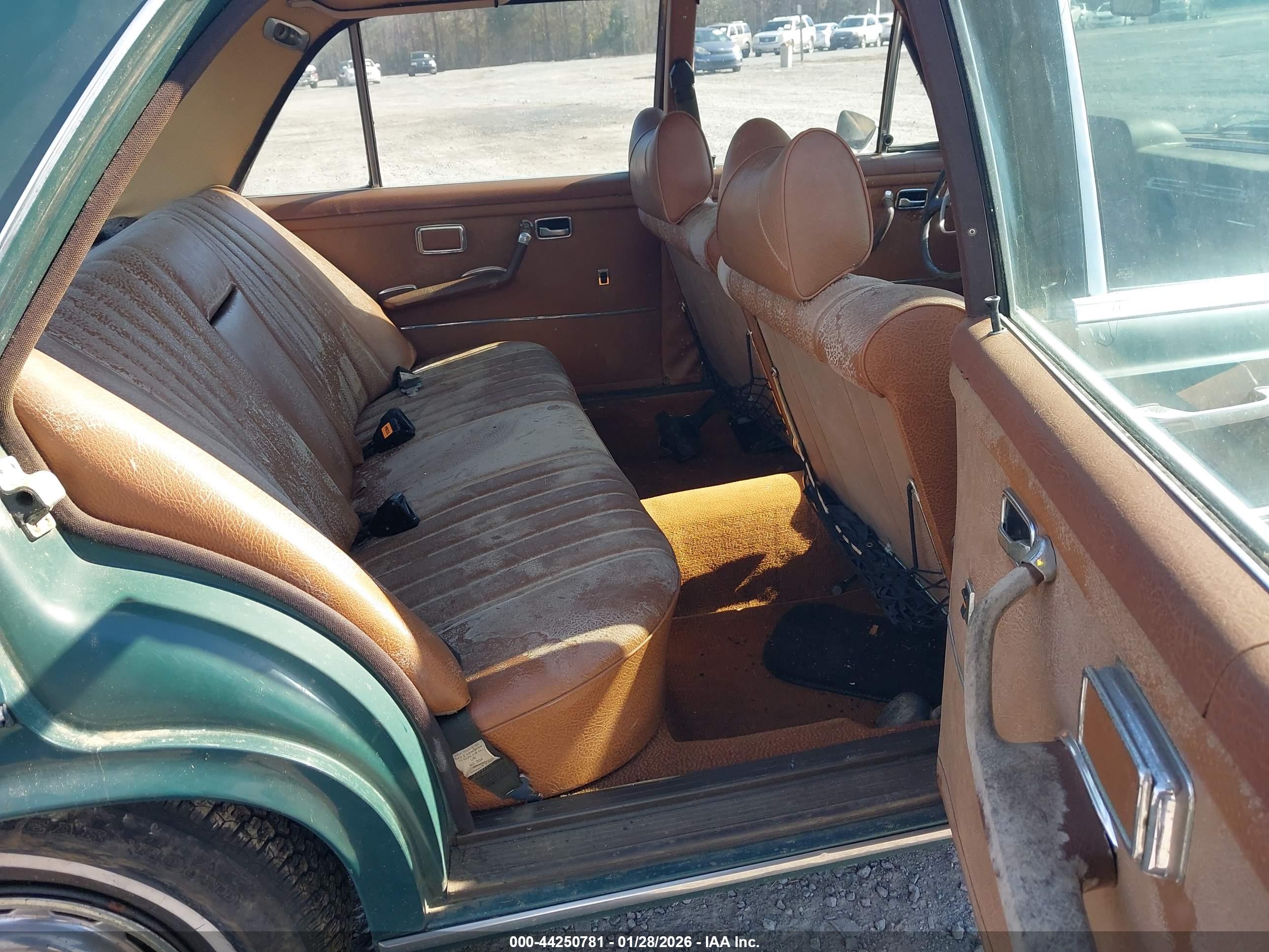 MERCEDES-BENZ 280 image 8