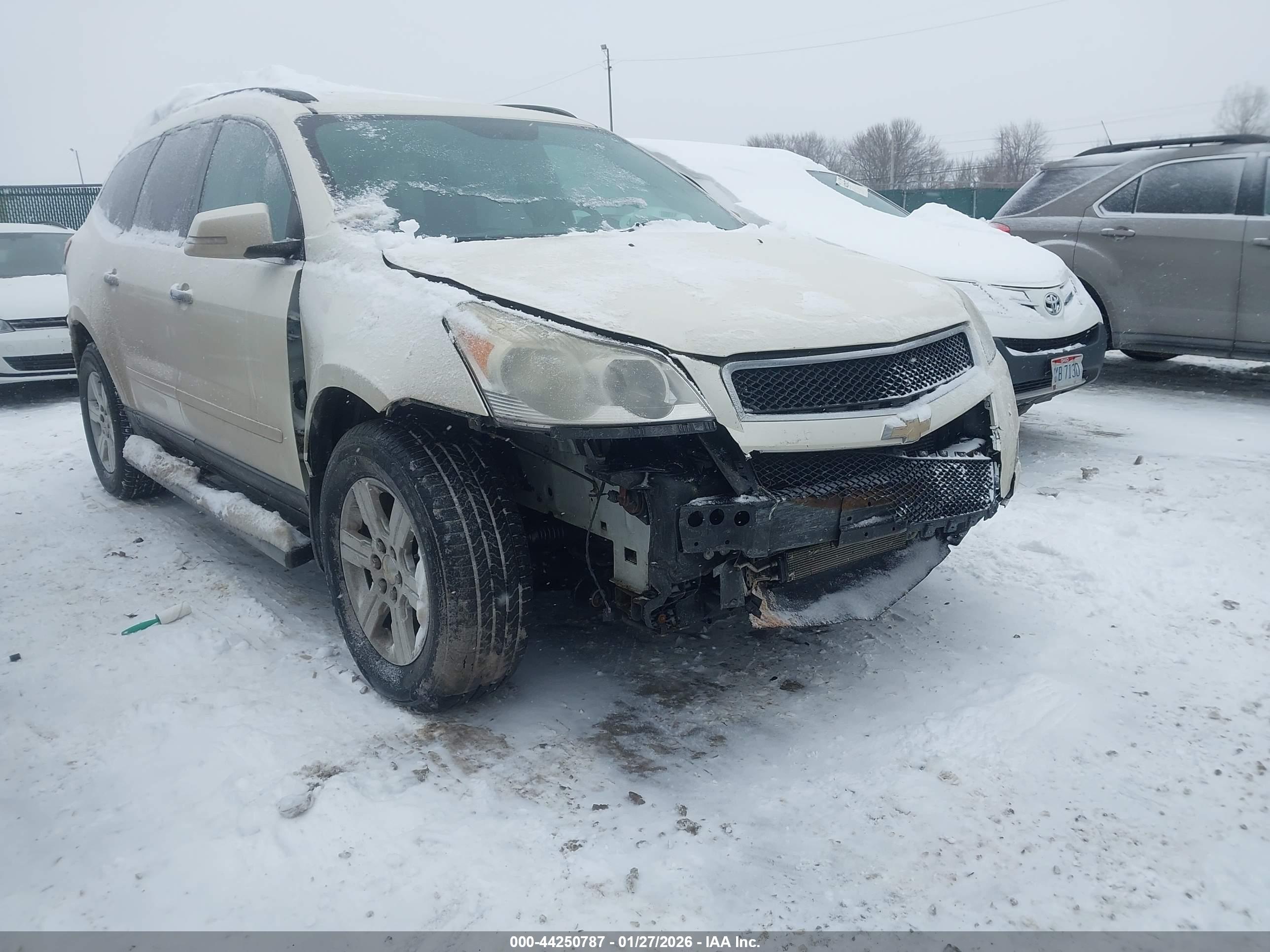 CHEVROLET TRAVERSE image 6