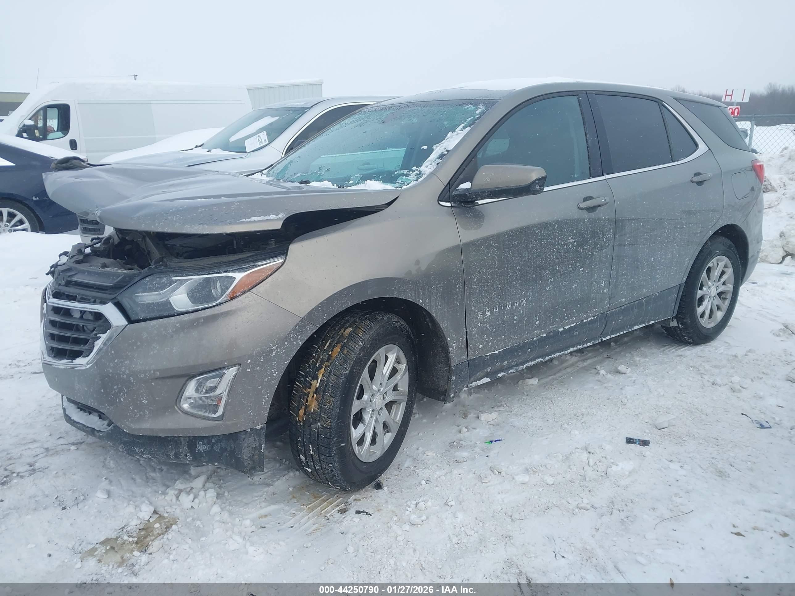 CHEVROLET EQUINOX image 2