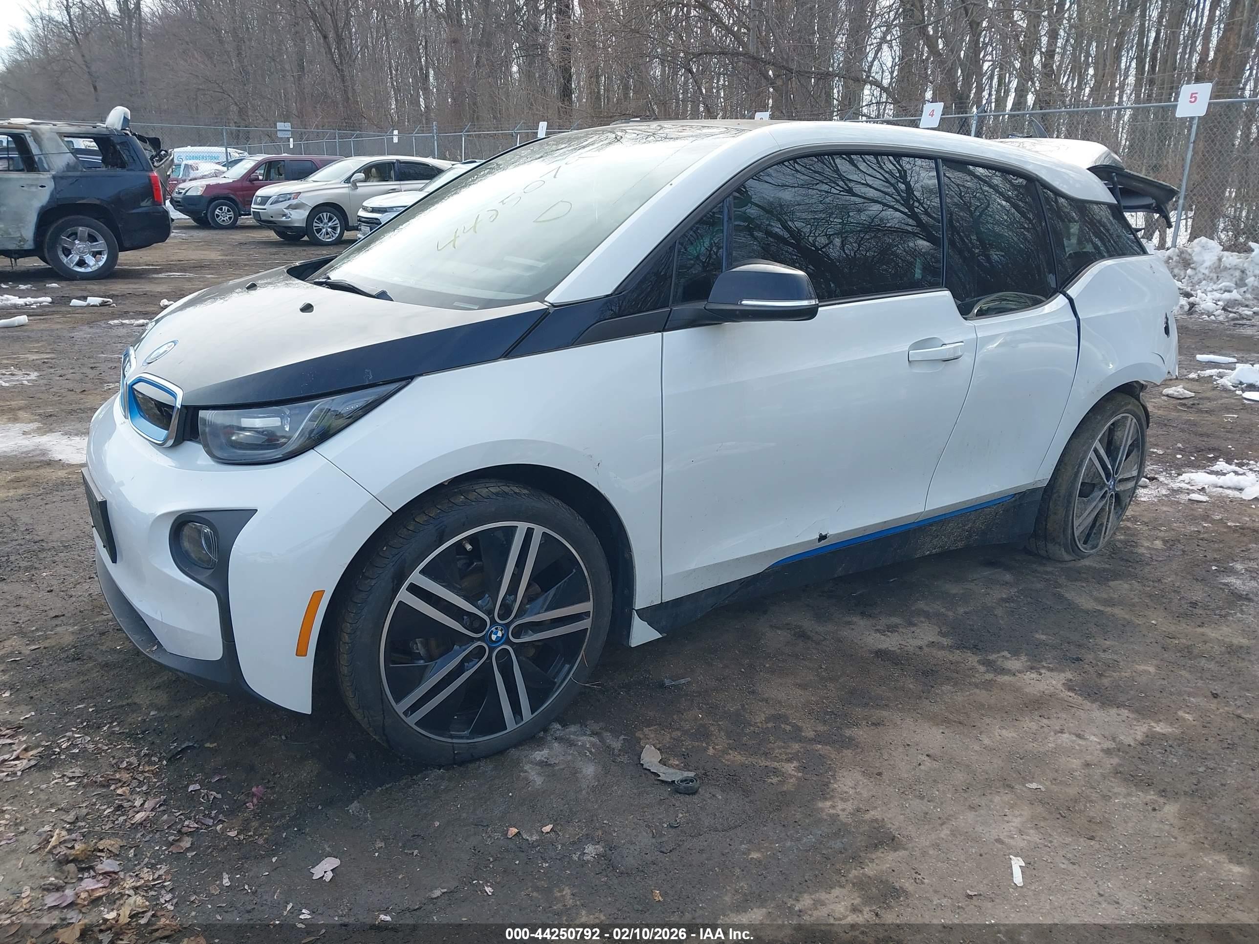 BMW I3 image 2