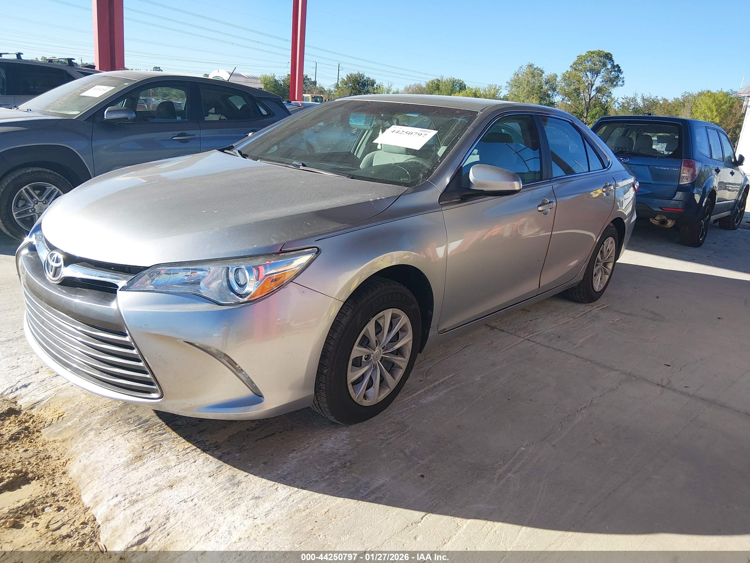 TOYOTA CAMRY image 2