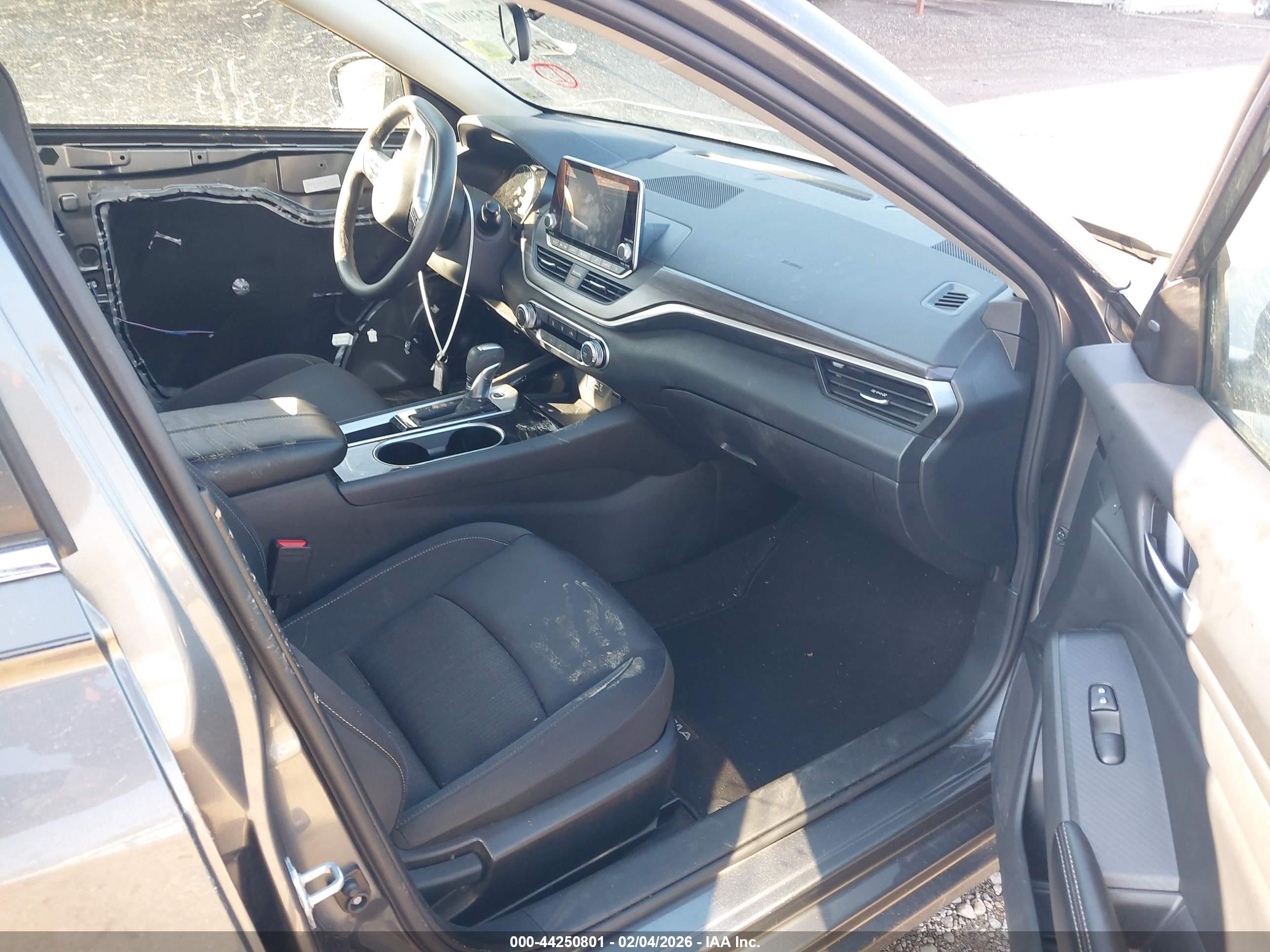 NISSAN ALTIMA image 5