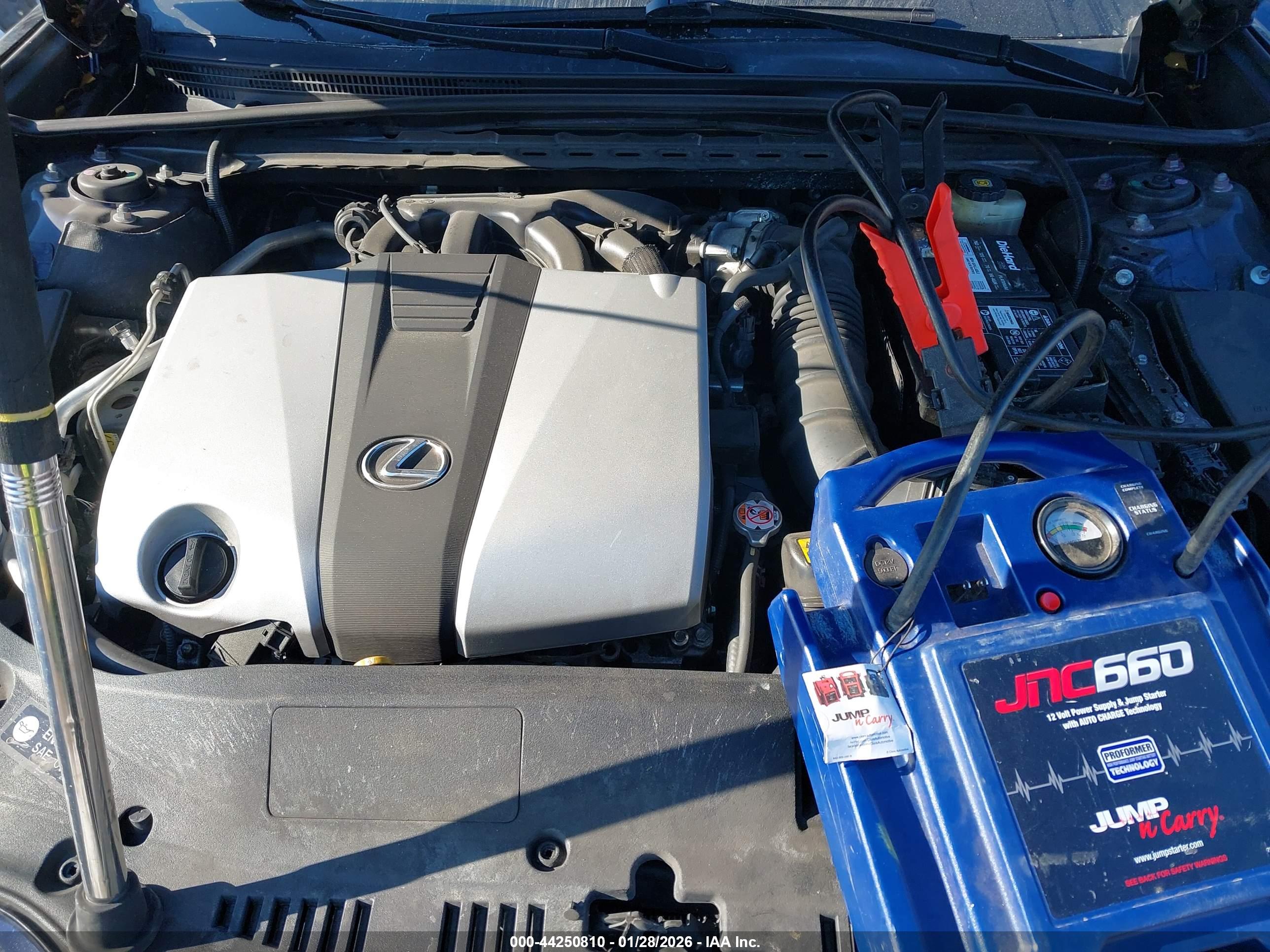 LEXUS ES image 10