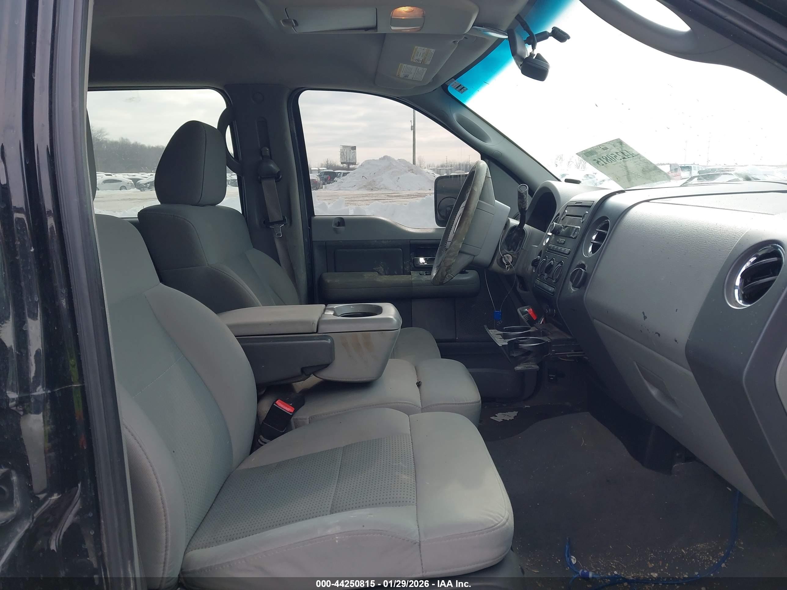 FORD F-150 image 5