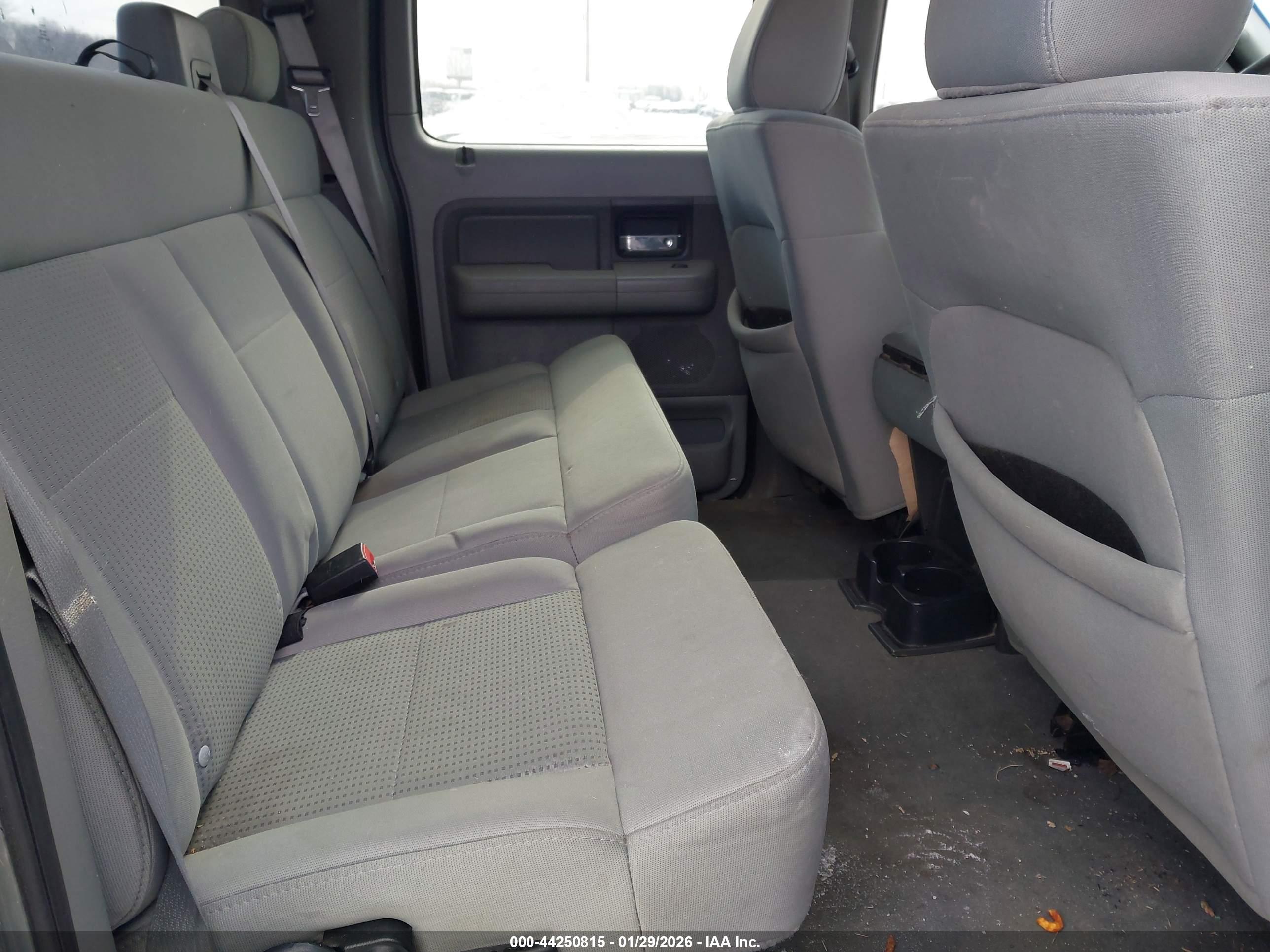 FORD F-150 image 8