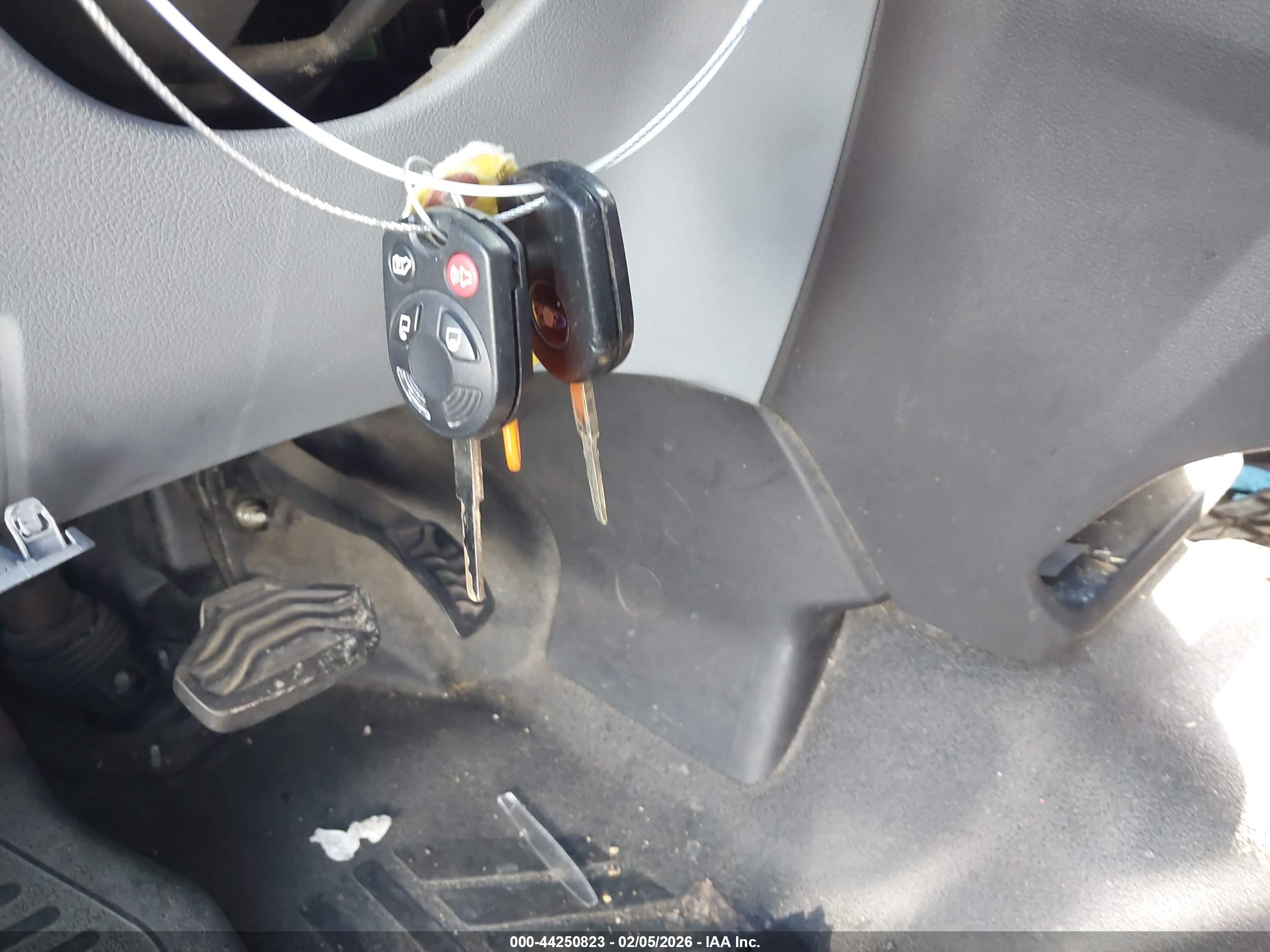 FORD TRANSIT-250 image 11