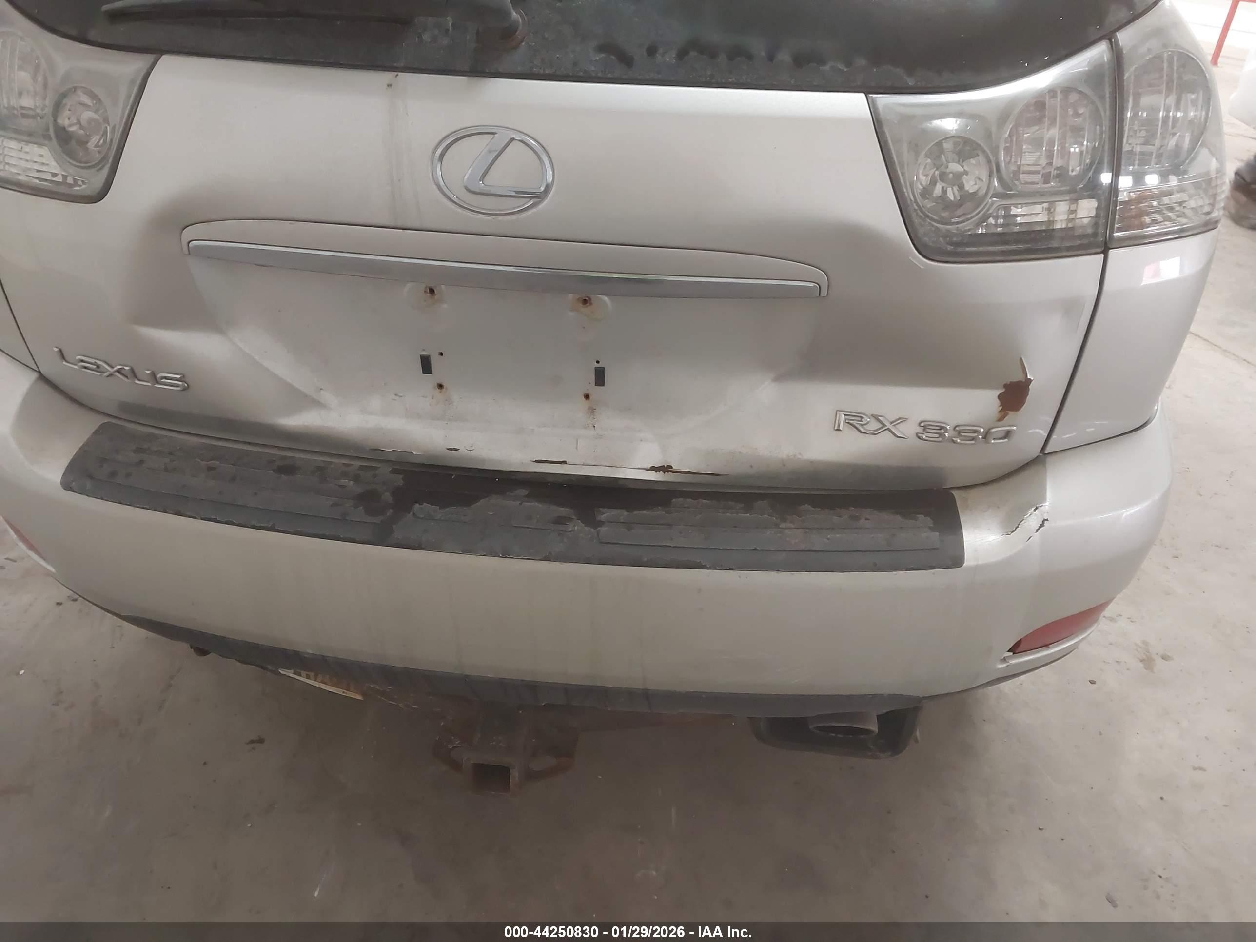 LEXUS RX image 6