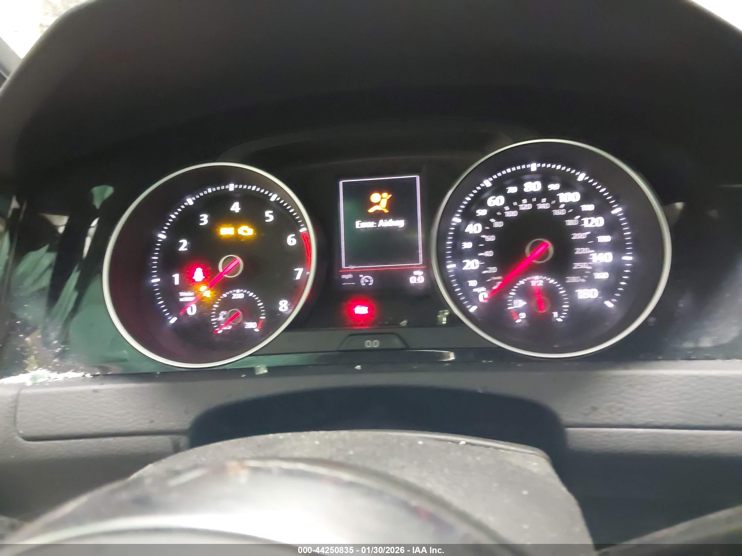 VOLKSWAGEN GOLF image 7