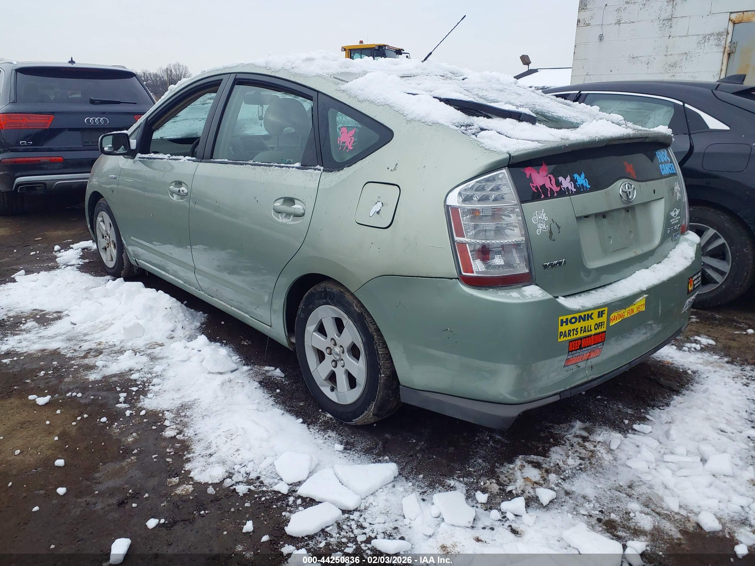 TOYOTA PRIUS image 3