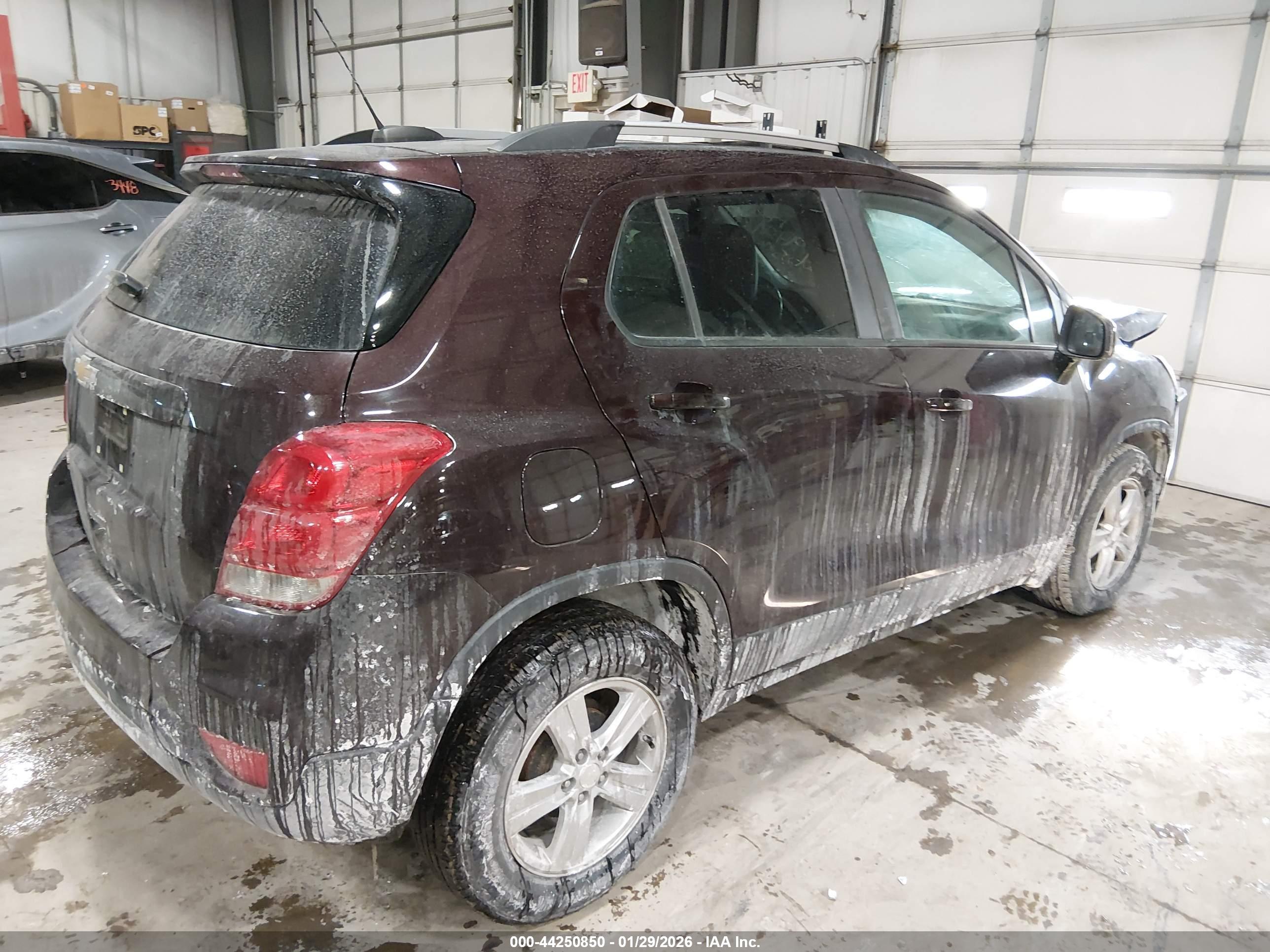 CHEVROLET TRAX image 4