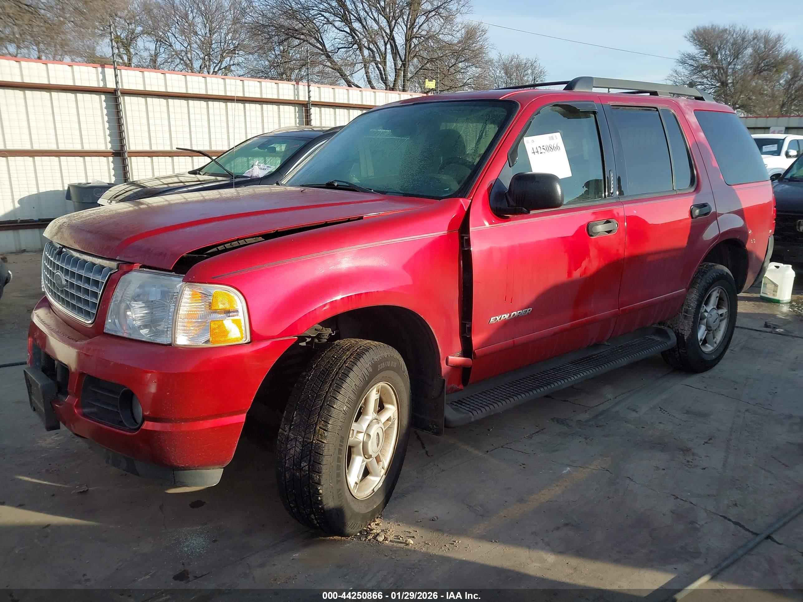 FORD EXPLORER image 2
