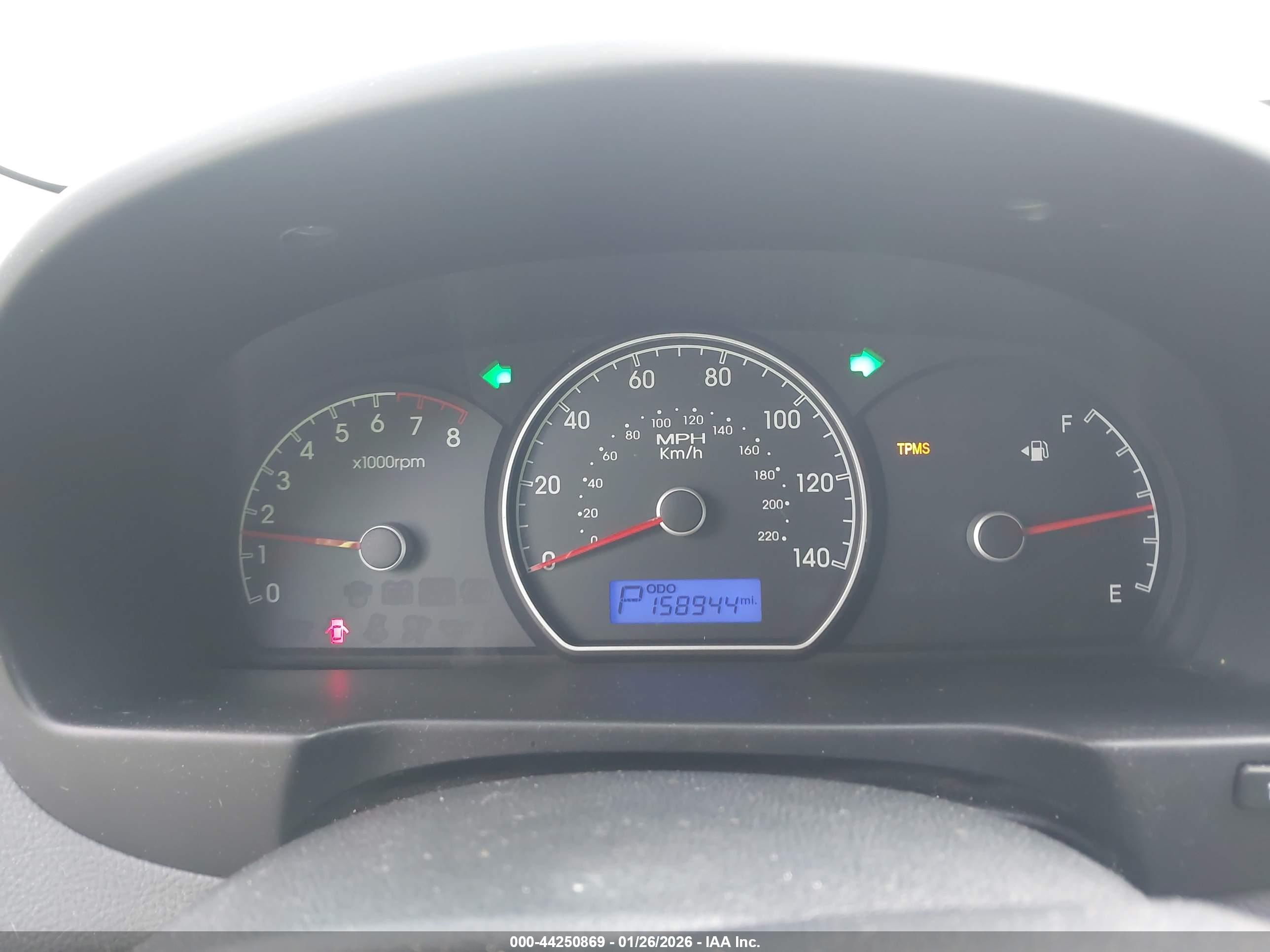 HYUNDAI ELANTRA image 7