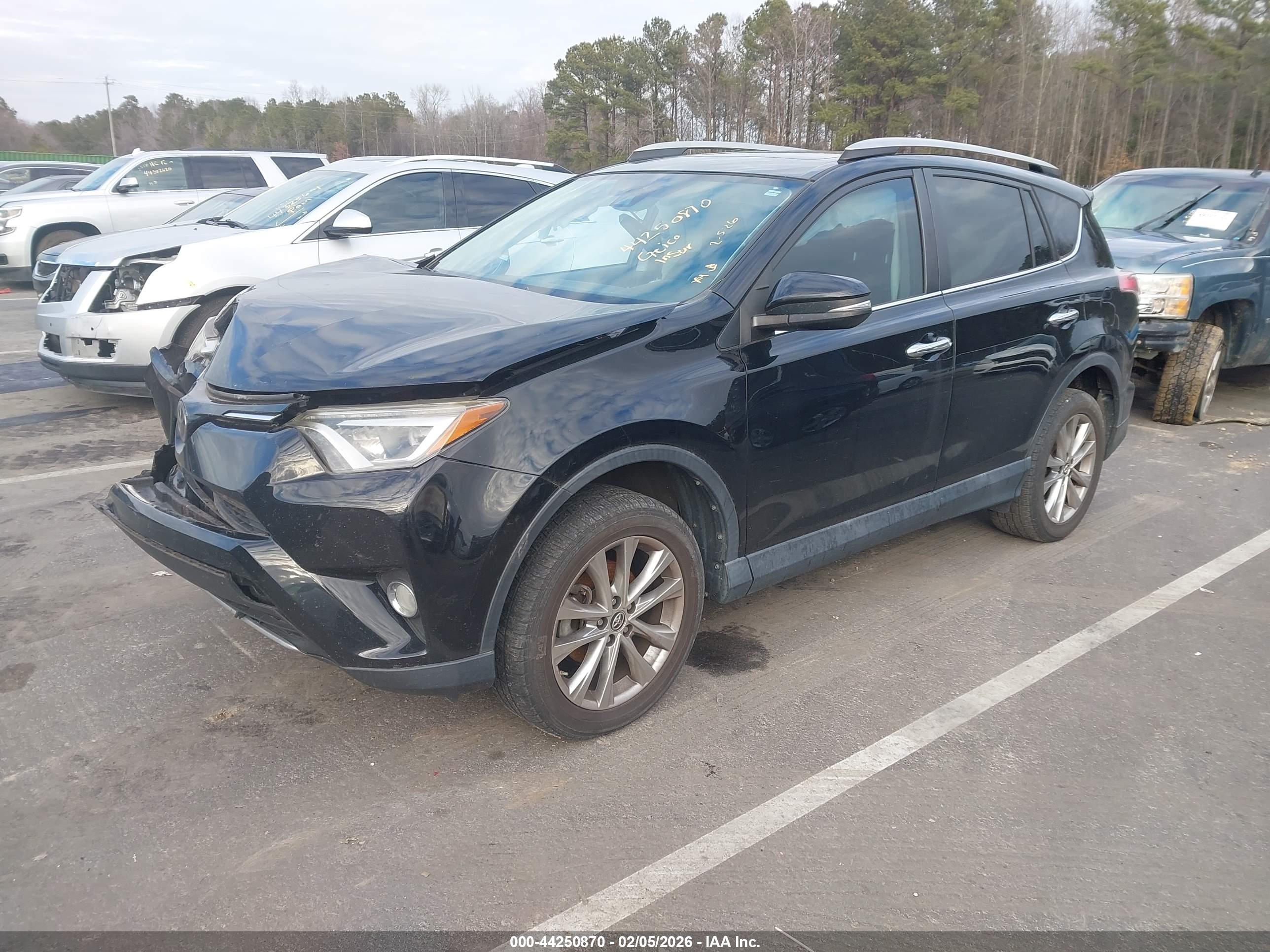 TOYOTA RAV4 image 2