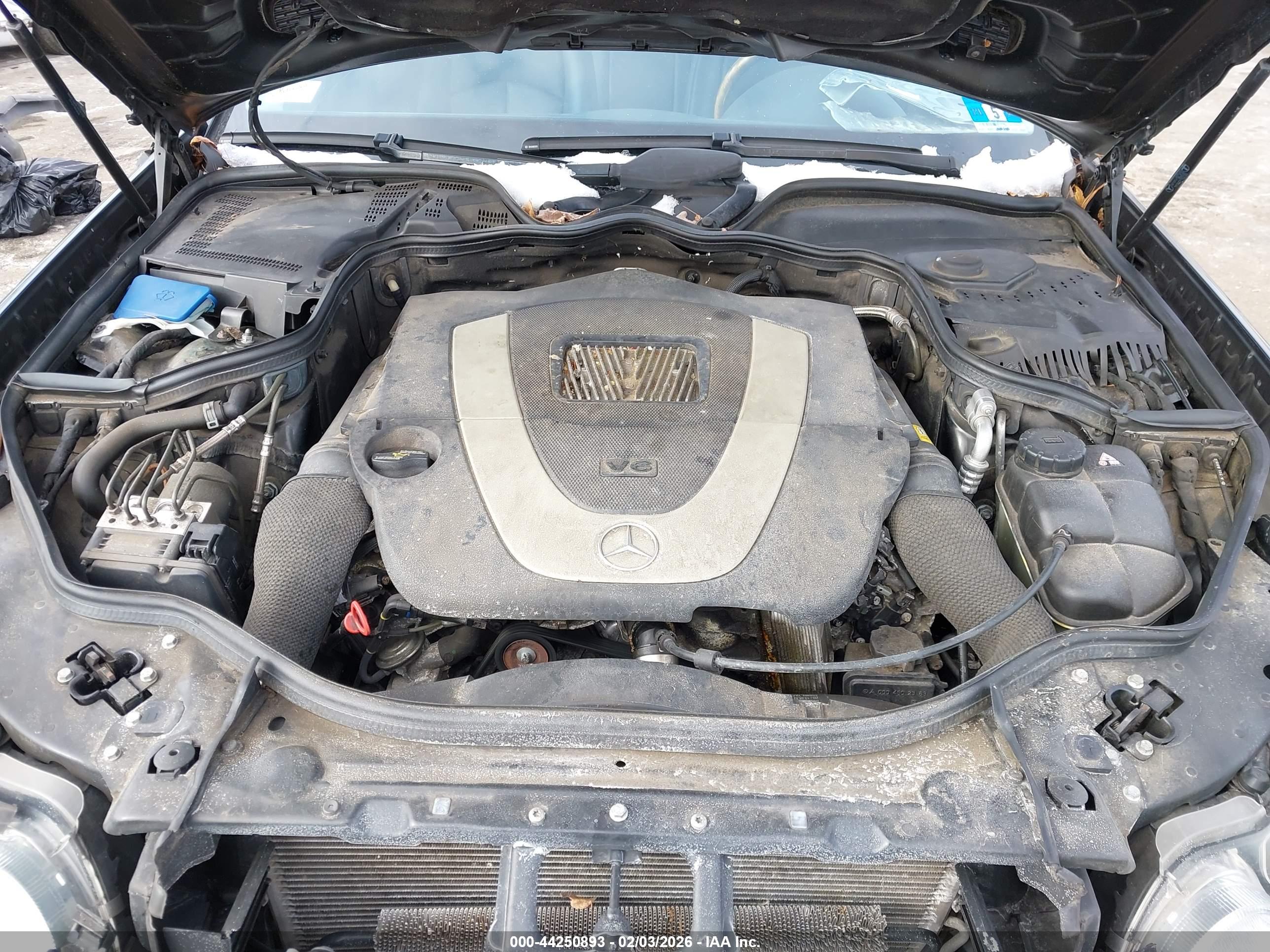 MERCEDES-BENZ E image 10