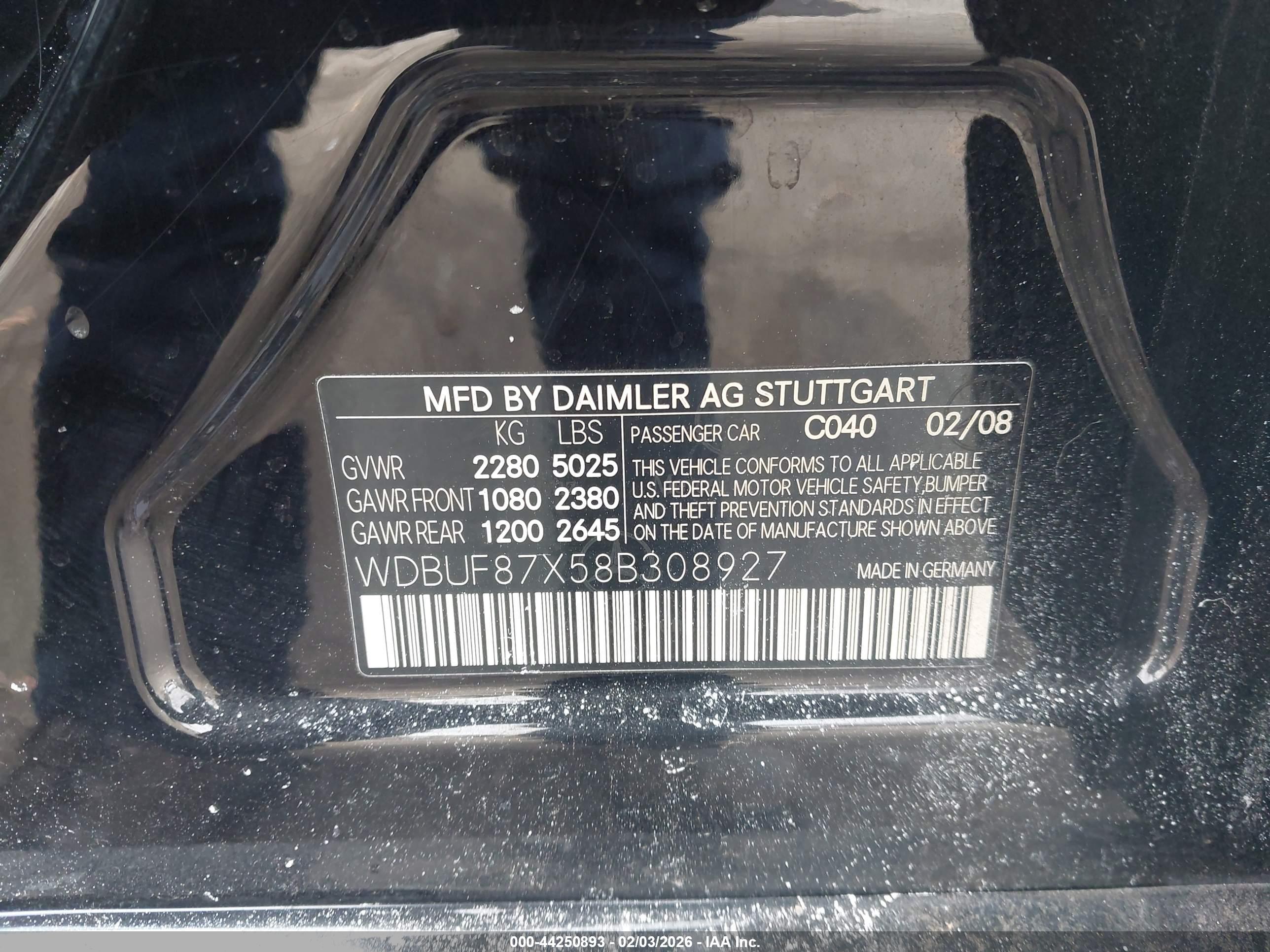 MERCEDES-BENZ E image 9