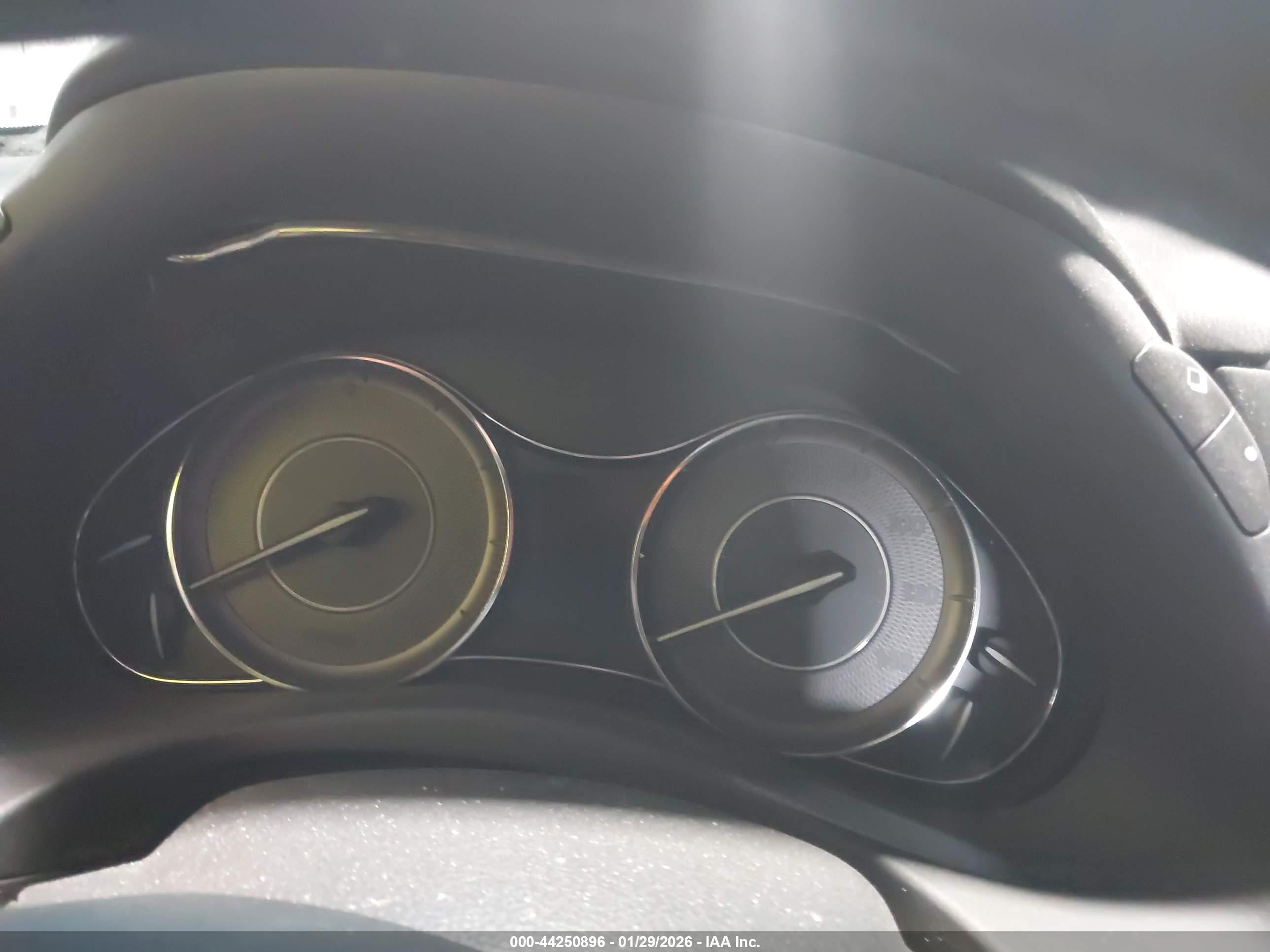 INFINITI QX80 image 7