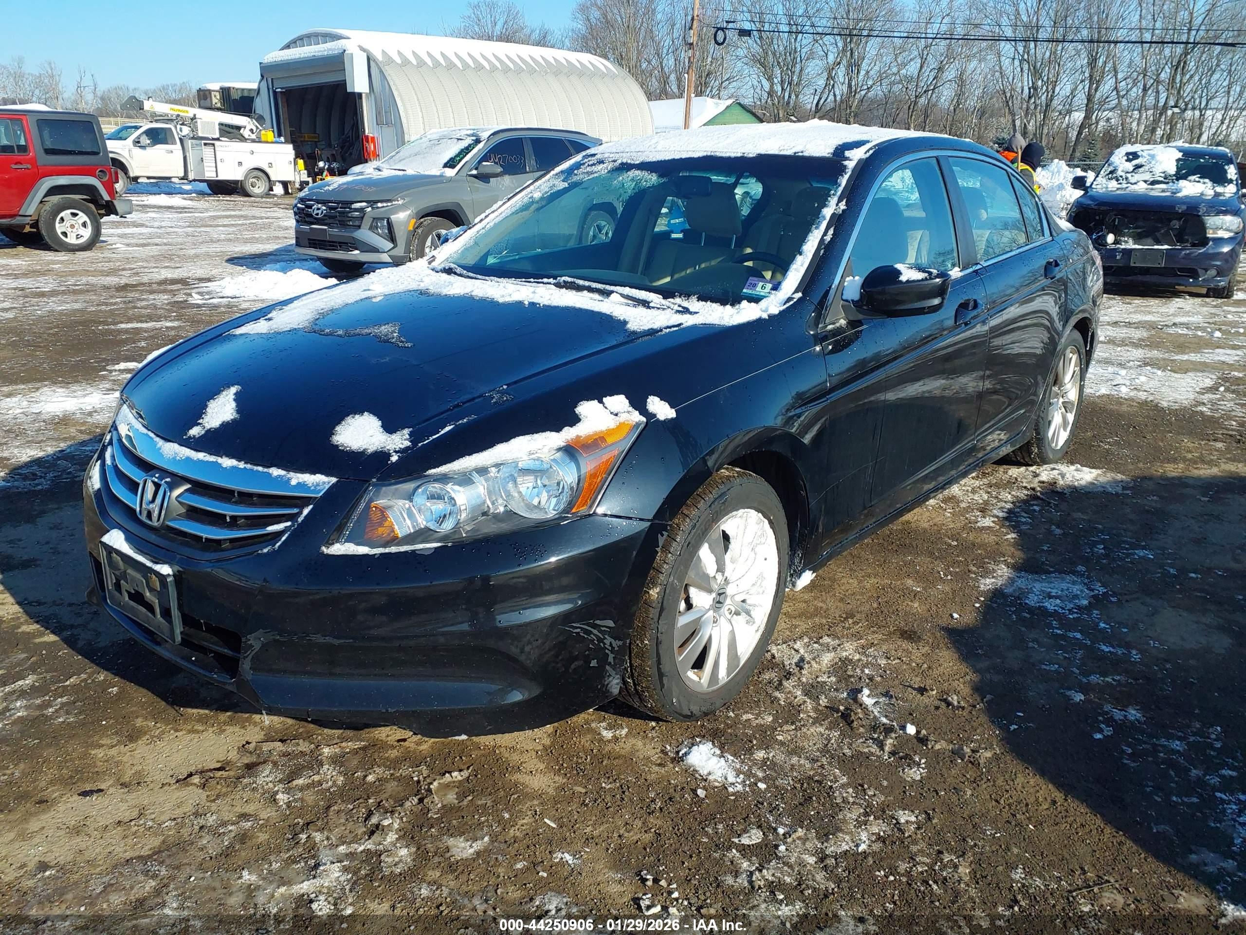 HONDA ACCORD image 2