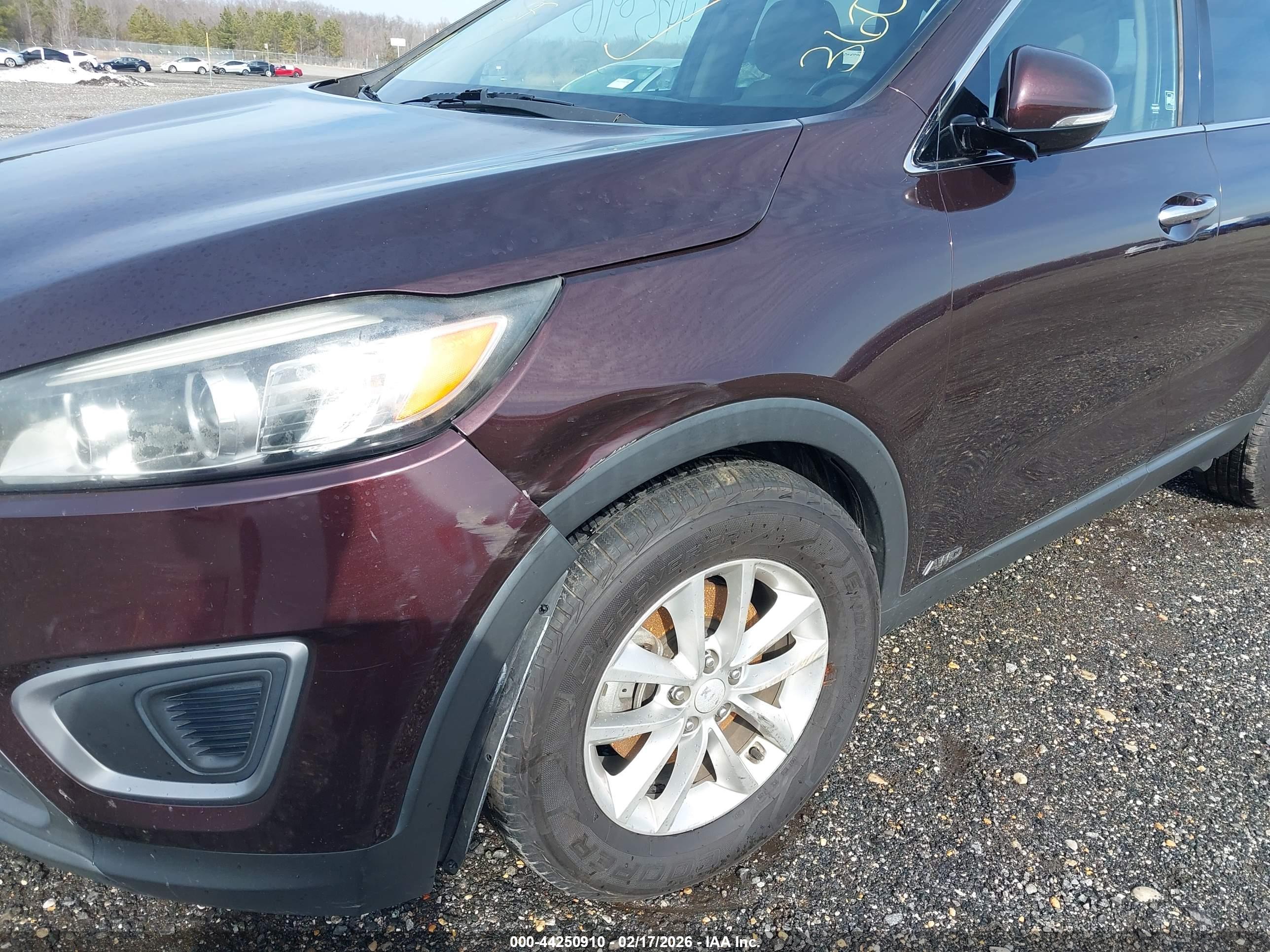 KIA SORENTO image 6