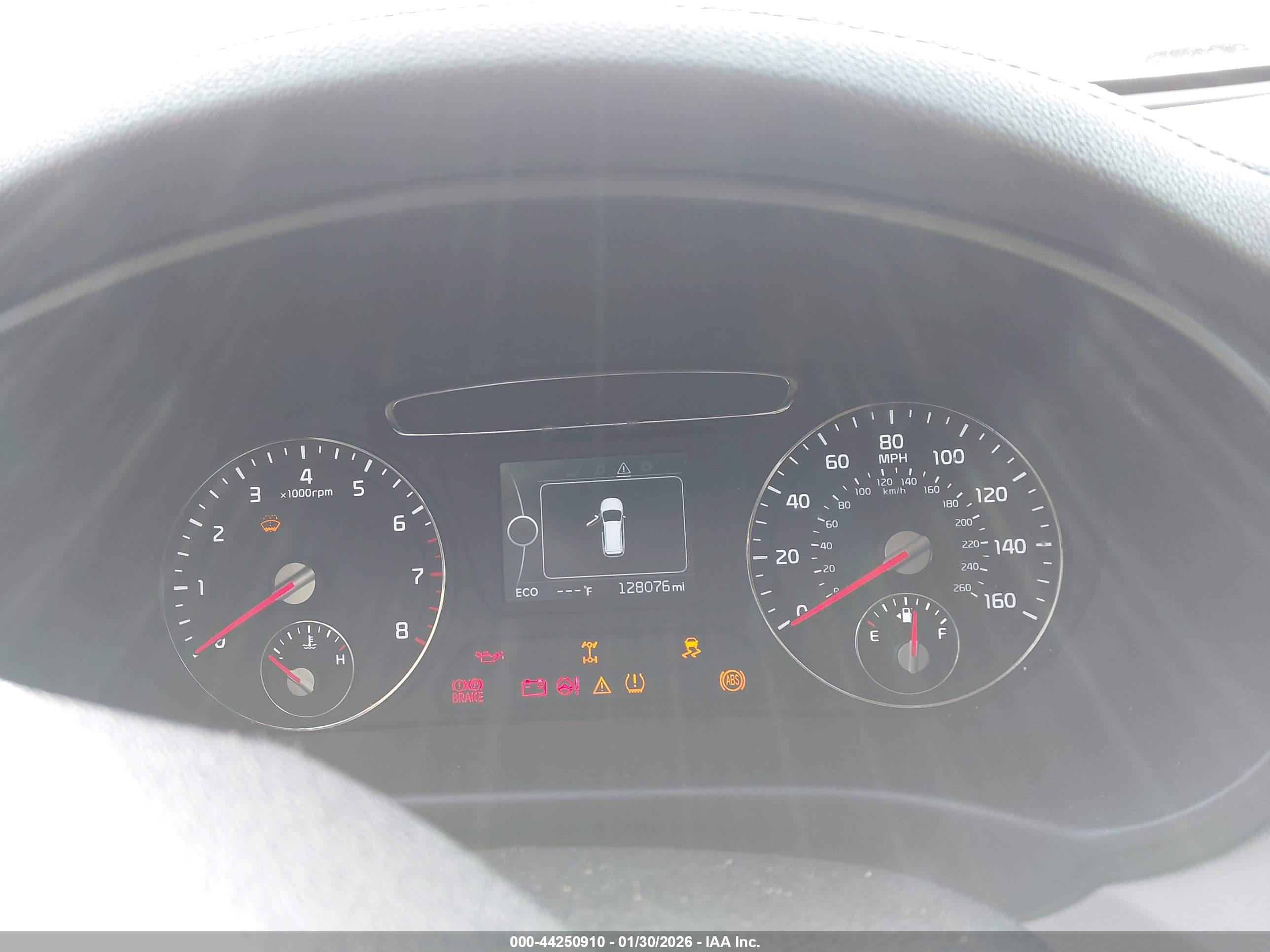 KIA SORENTO image 7