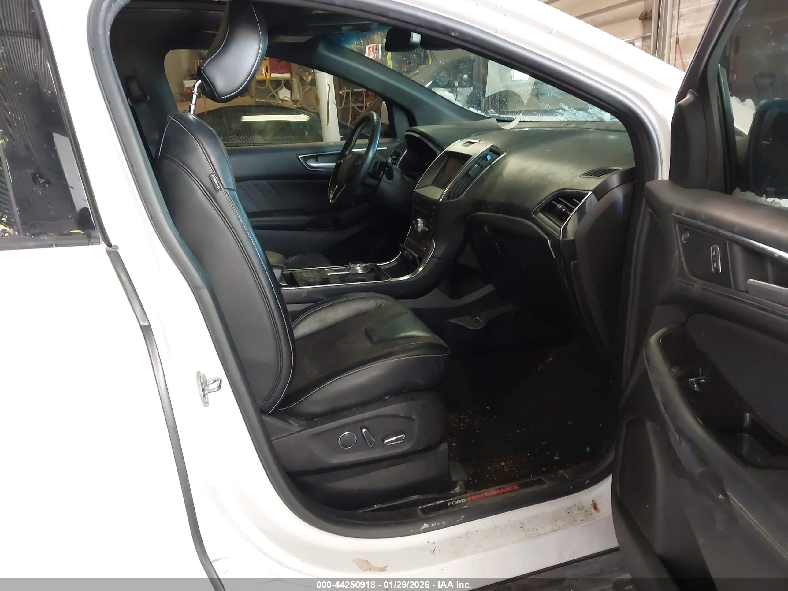 FORD EDGE image 5