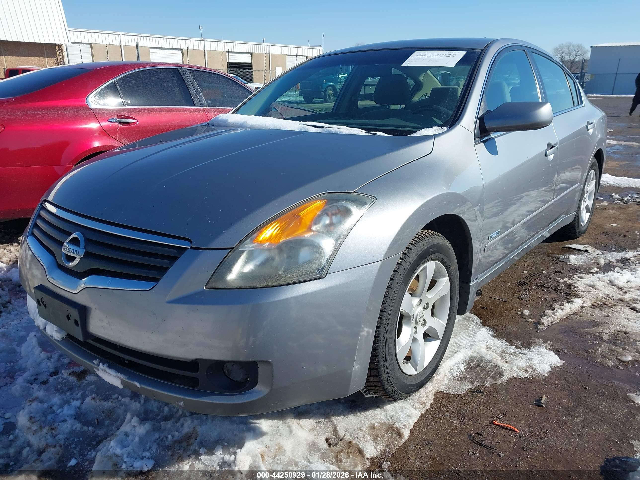 NISSAN ALTIMA image 2