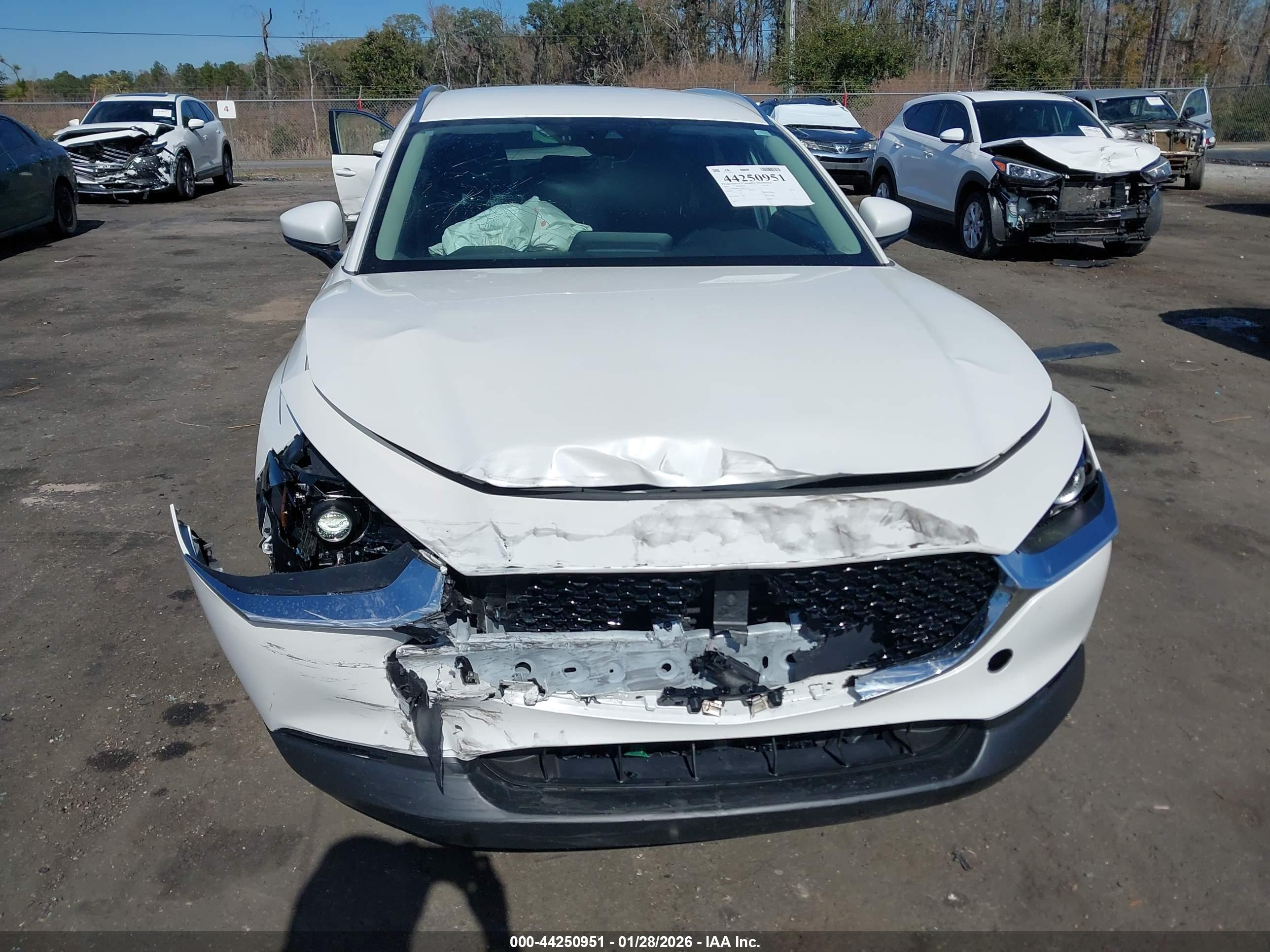 MAZDA CX-30 image 6