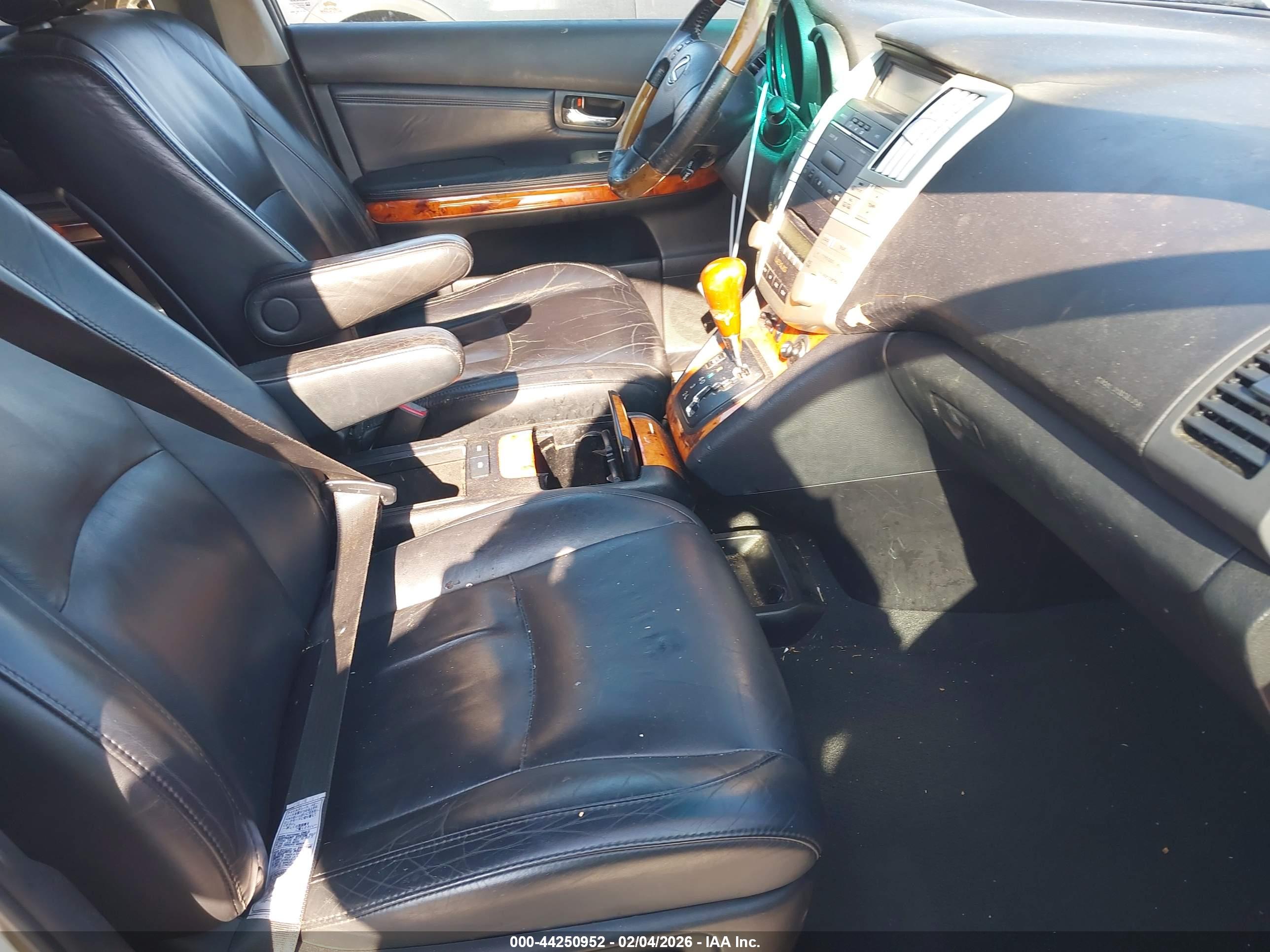 LEXUS RX image 5