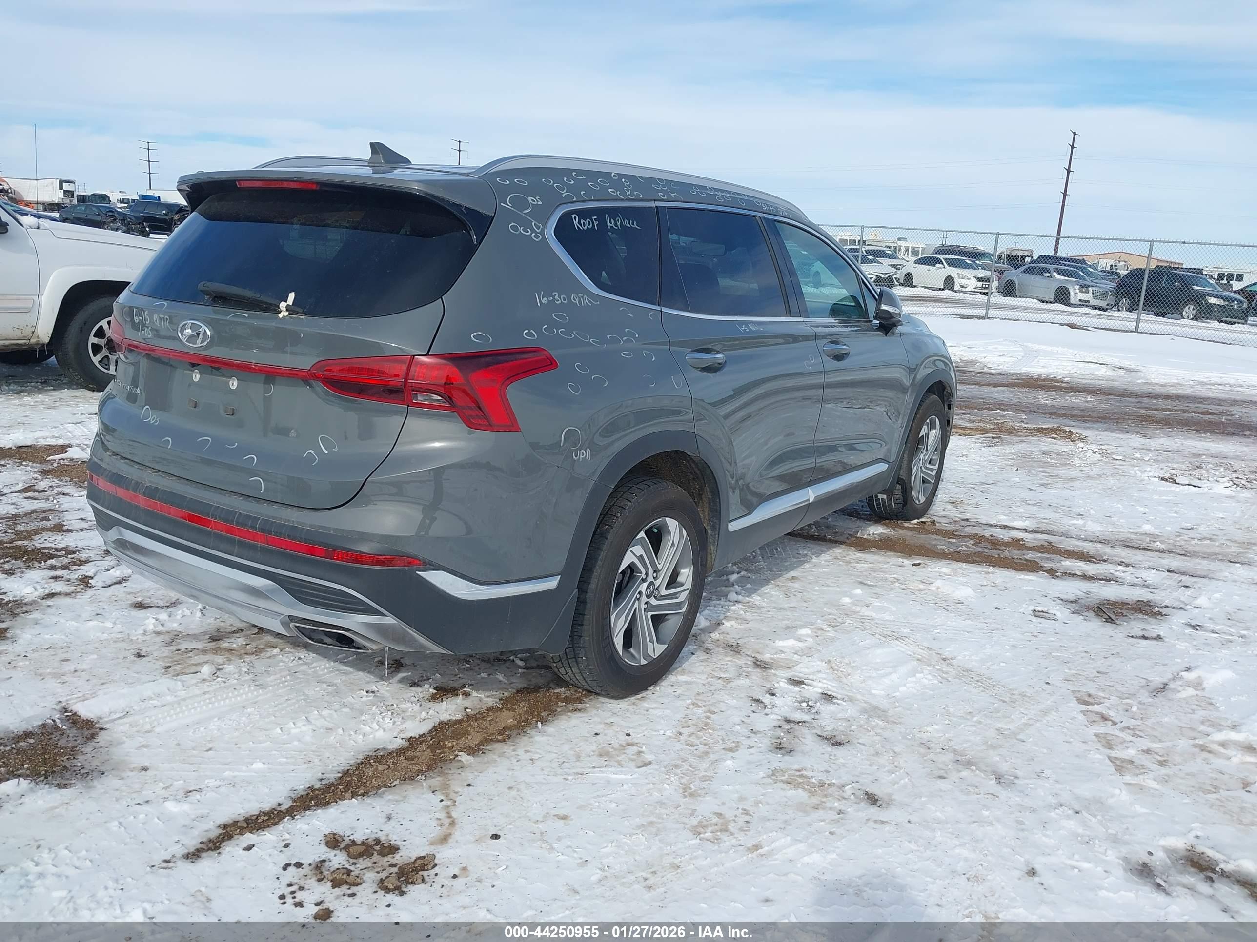 HYUNDAI SANTA image 4