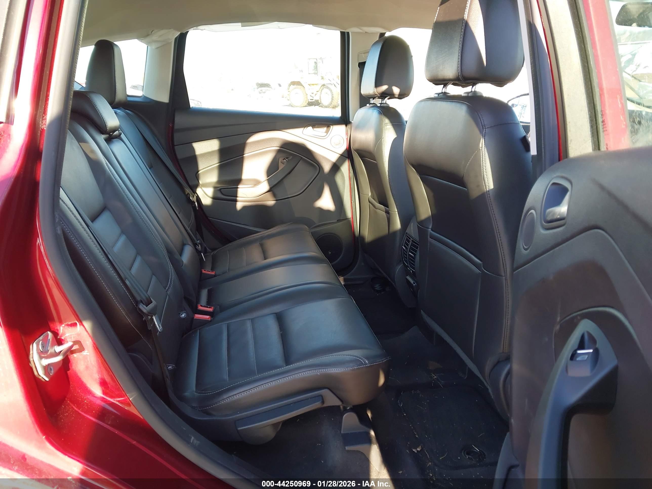 FORD C-MAX image 8