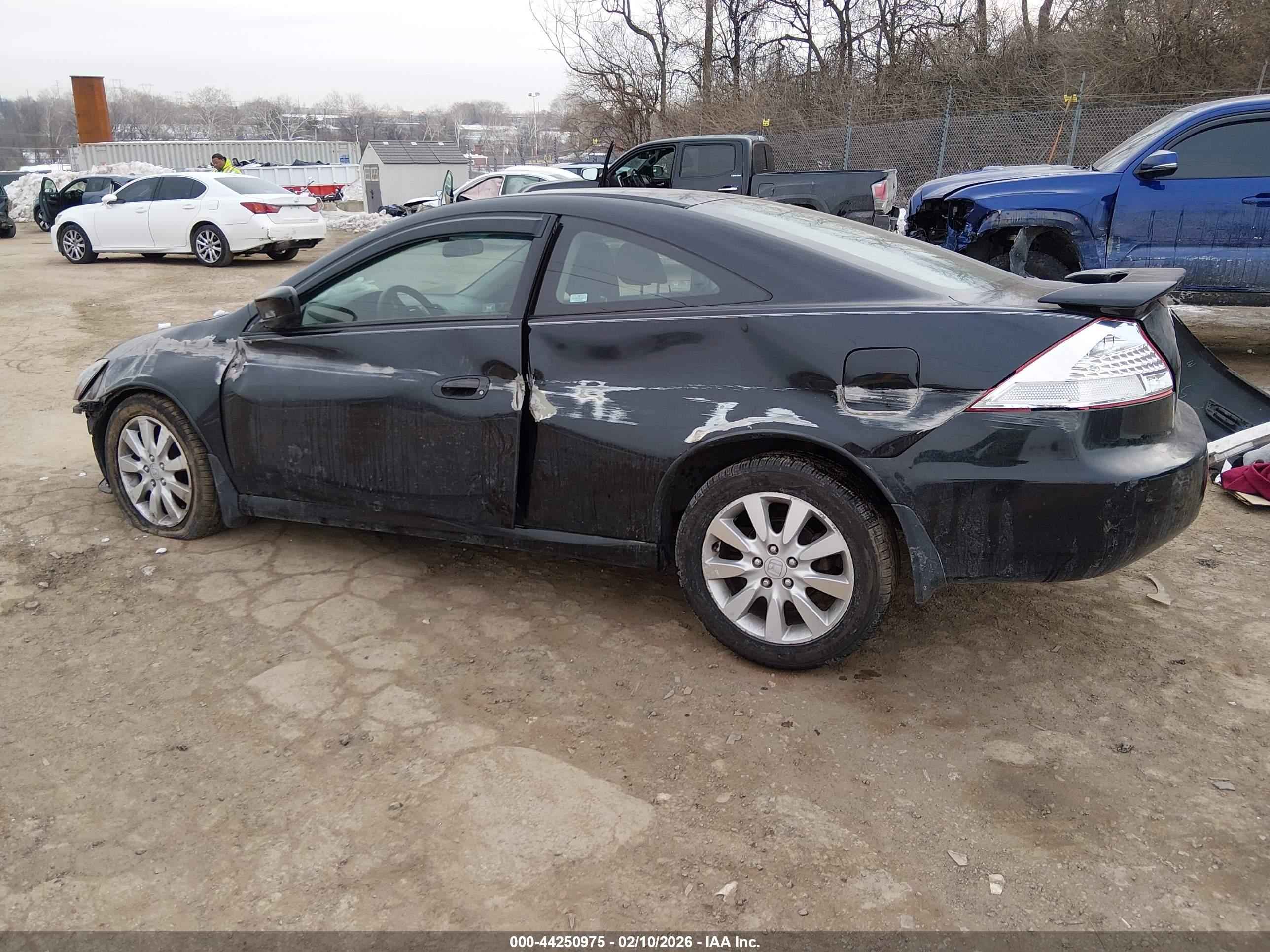 HONDA ACCORD image 3