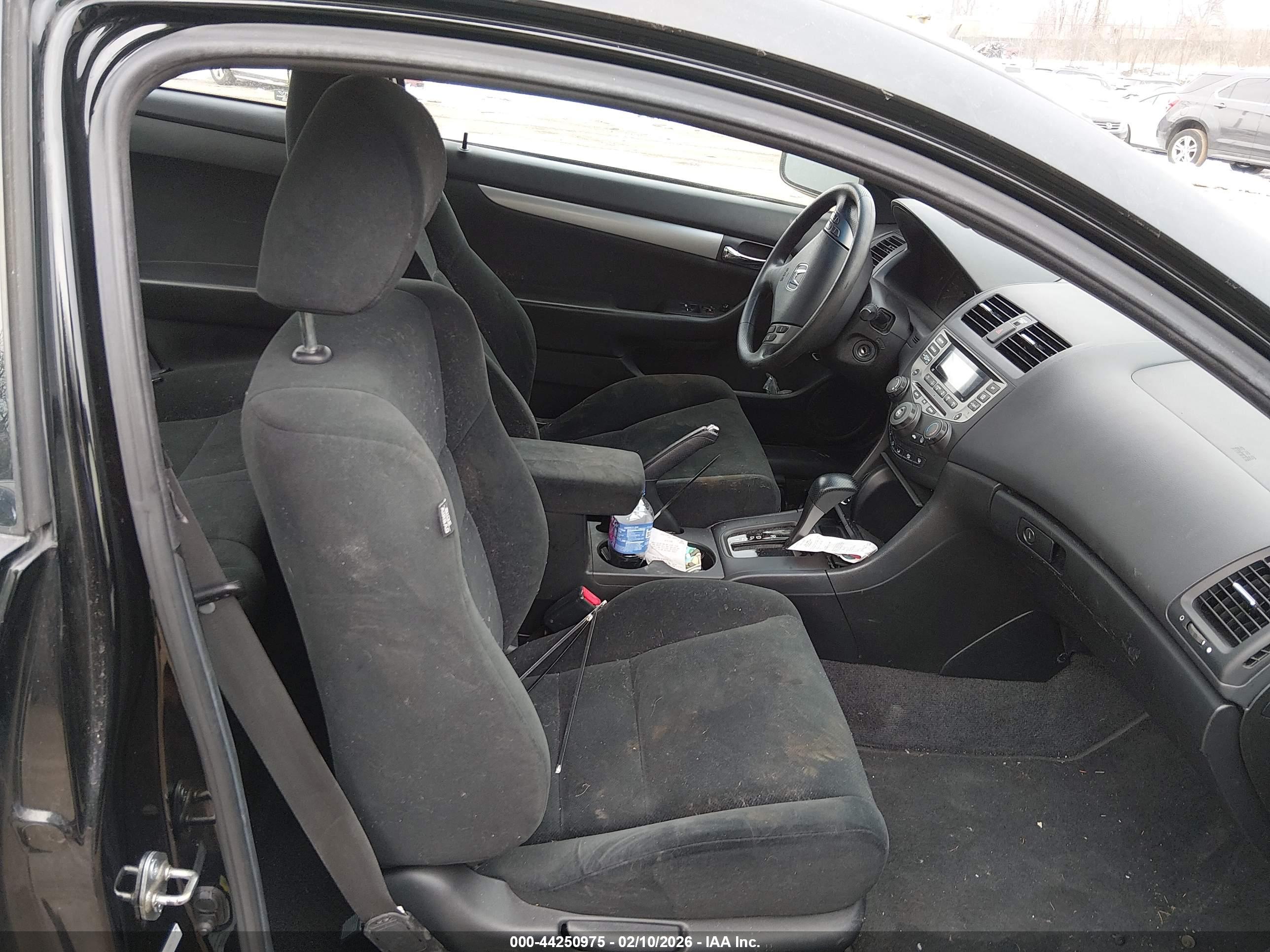 HONDA ACCORD image 5