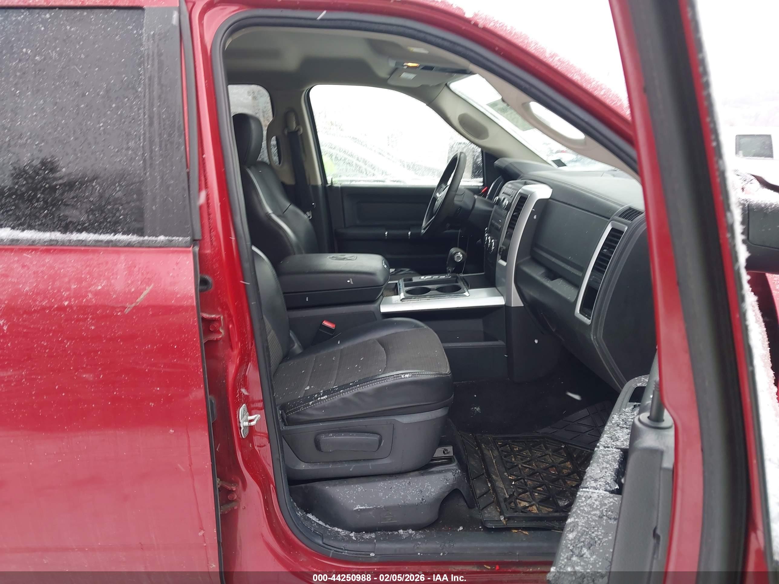 DODGE RAM image 5